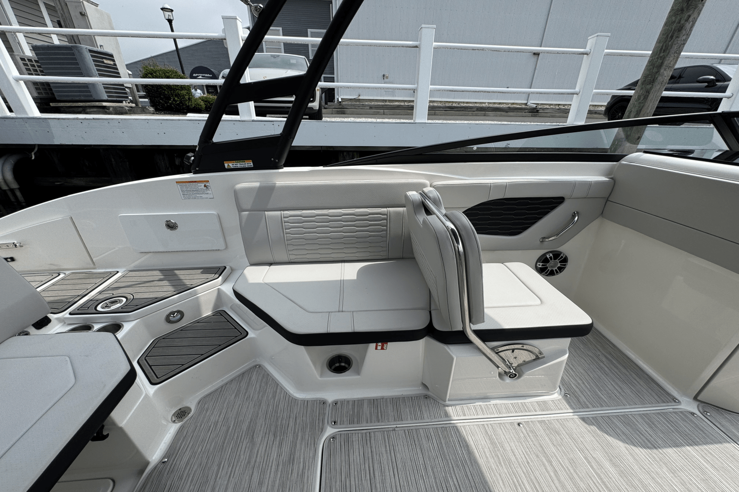 2025 Sea Ray SPX 230 Image Thumbnail #22
