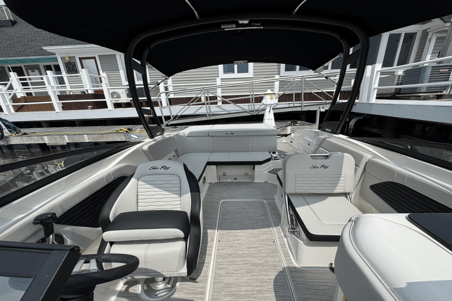 2025 Sea Ray SPX 230 Image Thumbnail #30