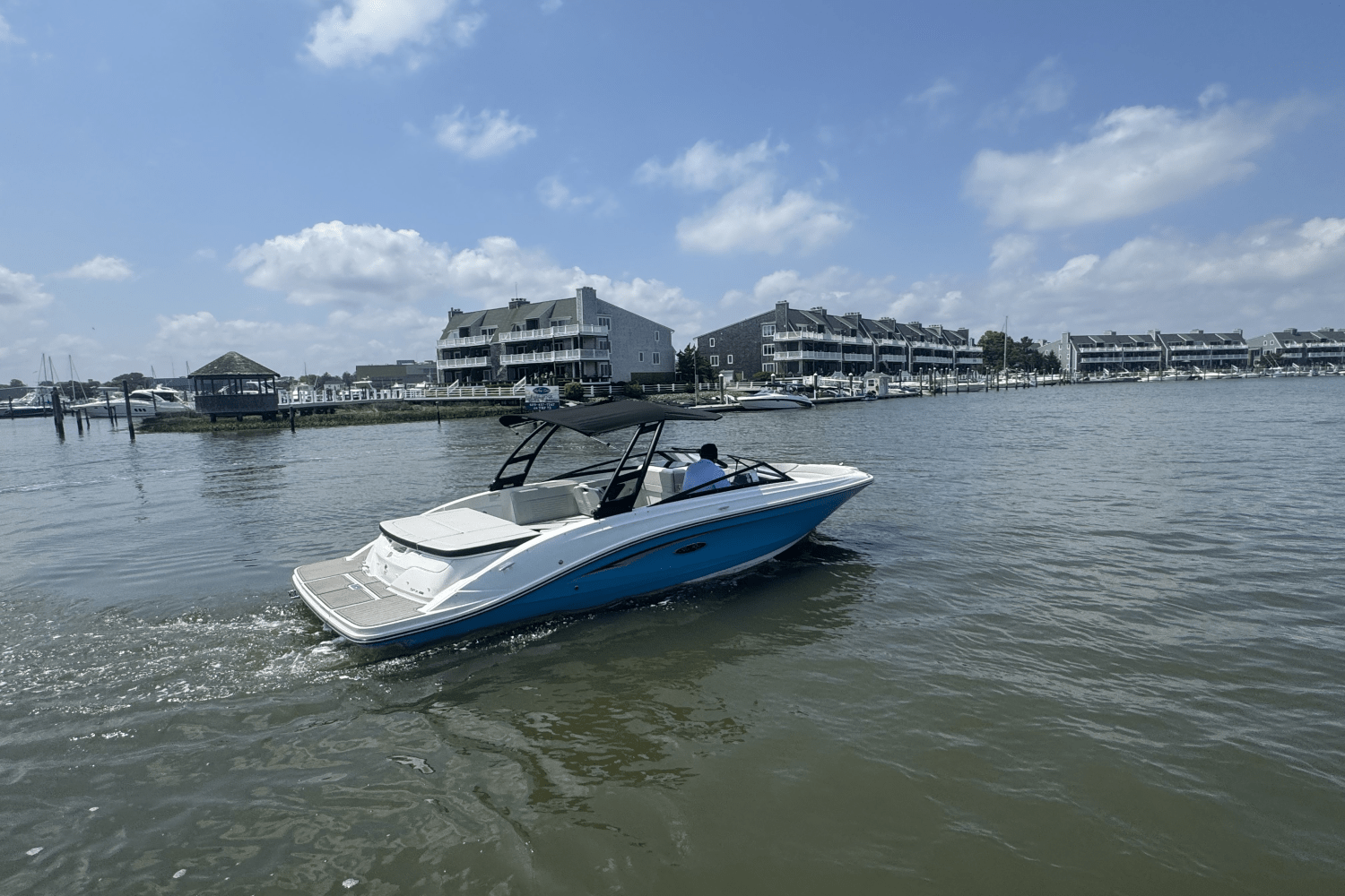 2025 Sea Ray SPX 230 Image Thumbnail #65