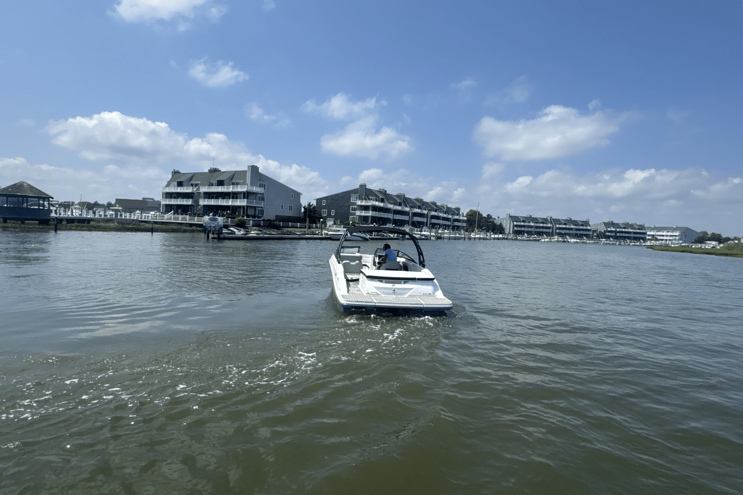 2025 Sea Ray SPX 230 Image Thumbnail #72