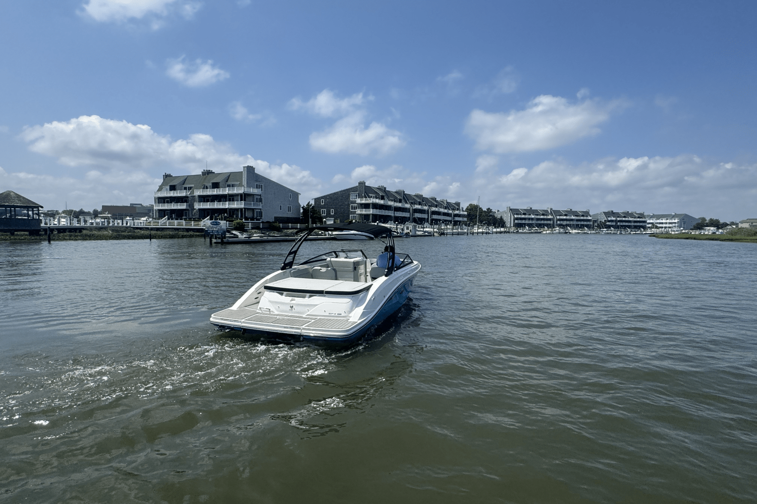 2025 Sea Ray SPX 230 Image Thumbnail #66