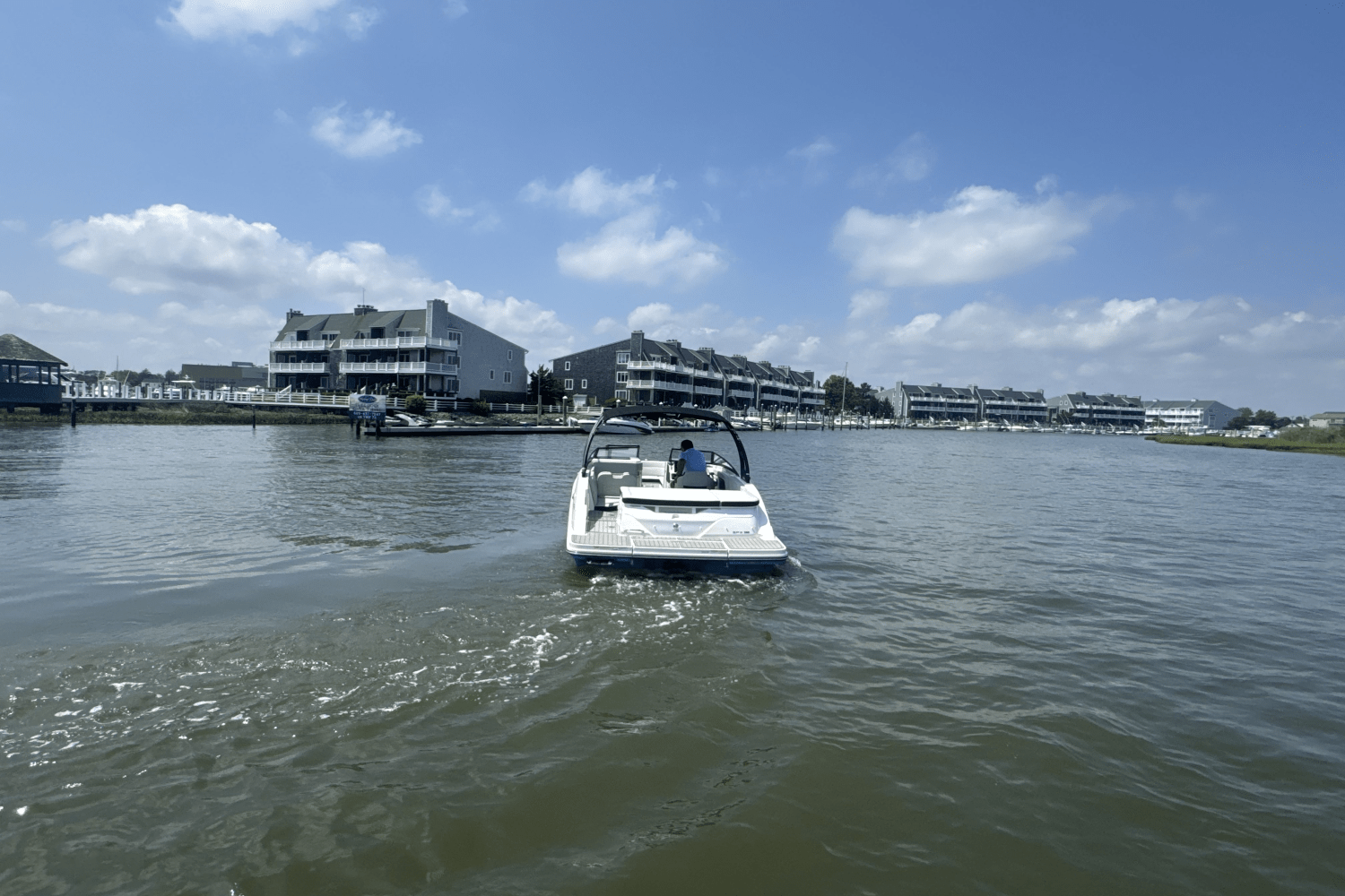 2025 Sea Ray SPX 230 Image Thumbnail #70