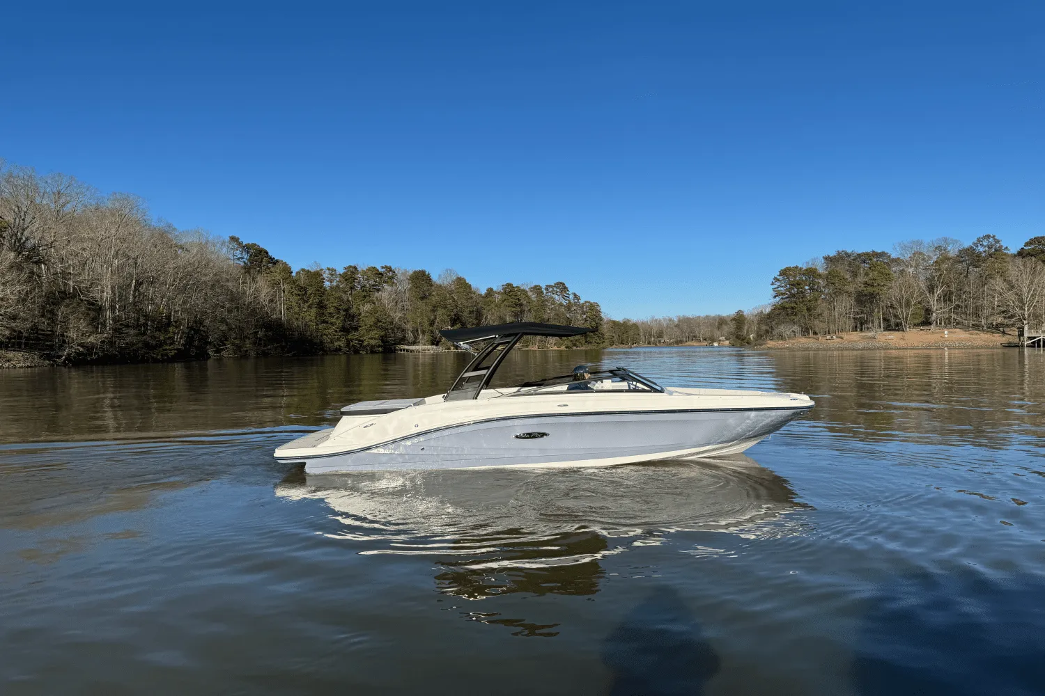 2025 Sea Ray SPX 230 Image Thumbnail #1
