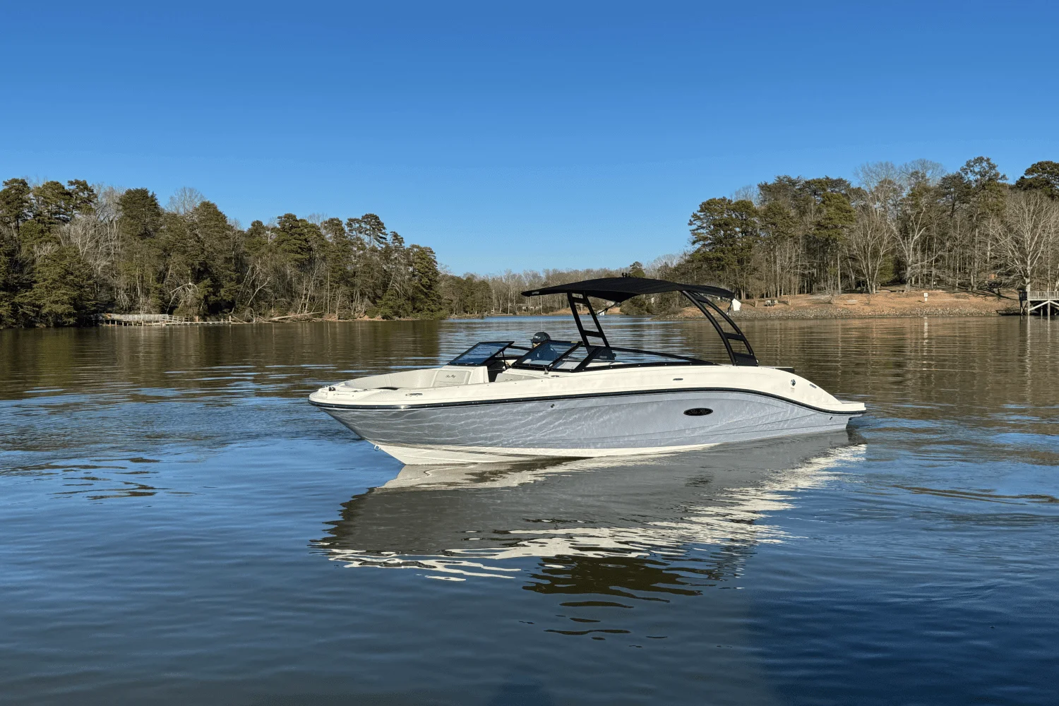 2025 Sea Ray SPX 230 Image Thumbnail #8