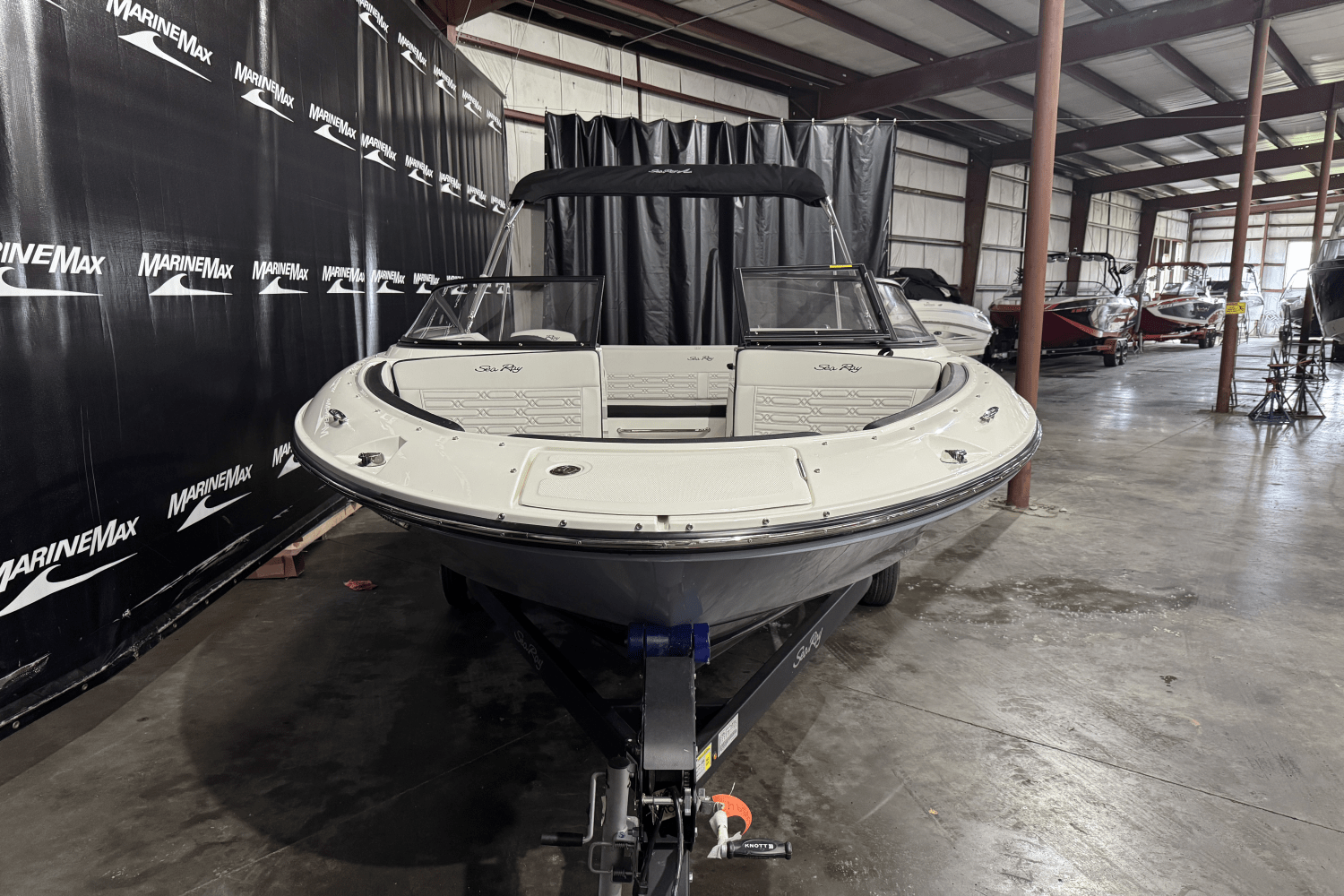 2025 Sea Ray SPX 190 Image Thumbnail #1