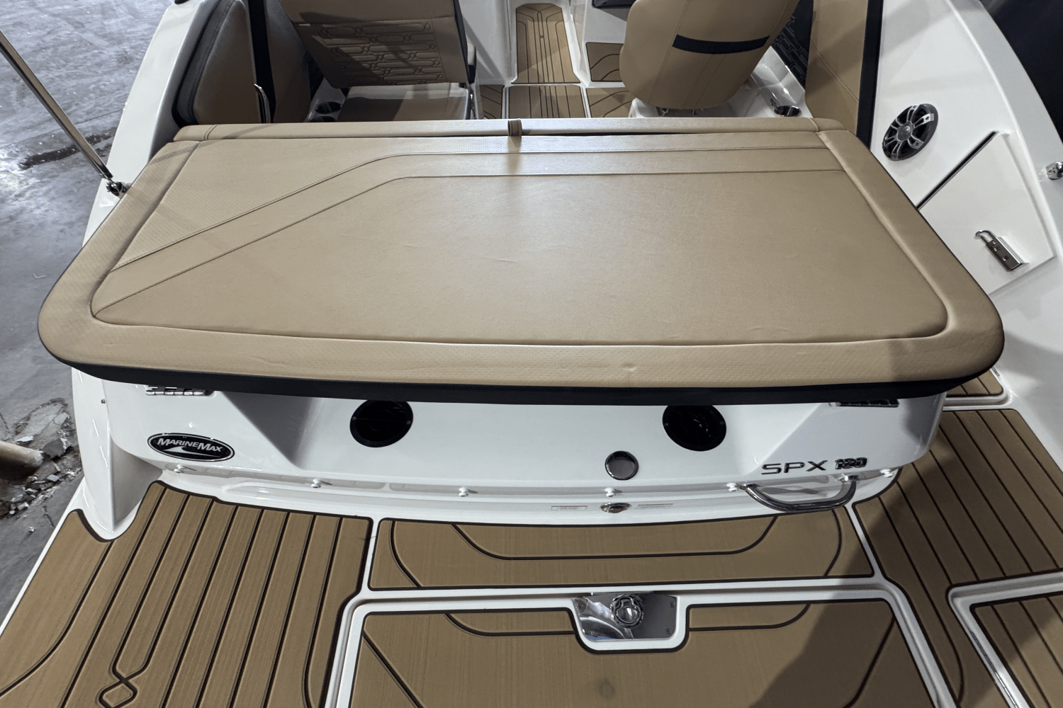 2025 Sea Ray SPX 190 Image Thumbnail #5