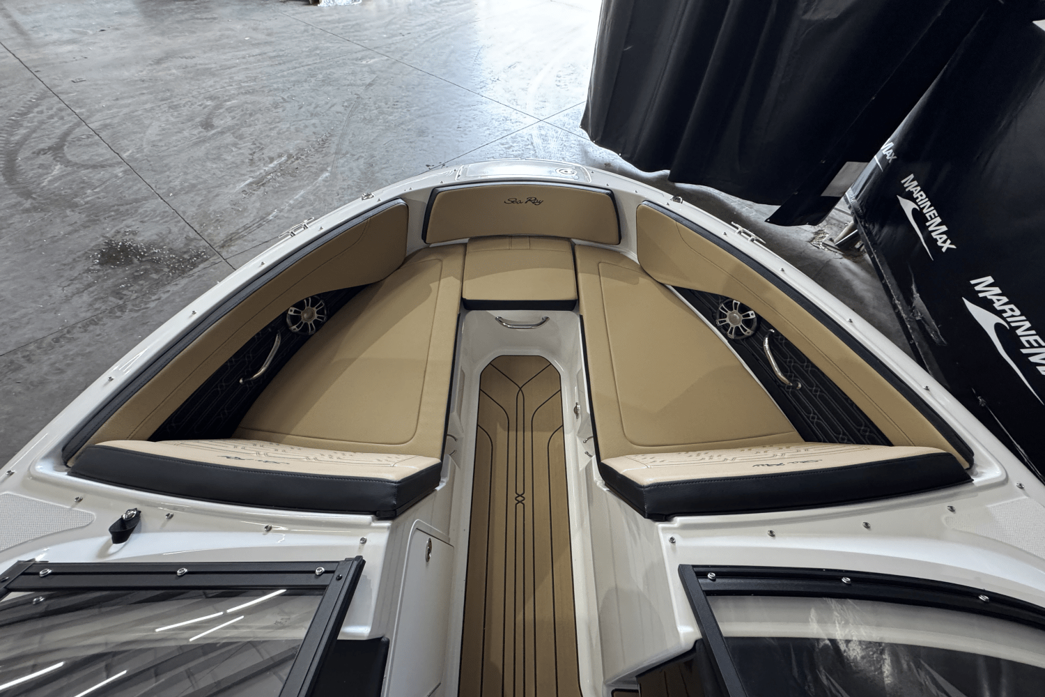 2025 Sea Ray SPX 190 Image Thumbnail #18