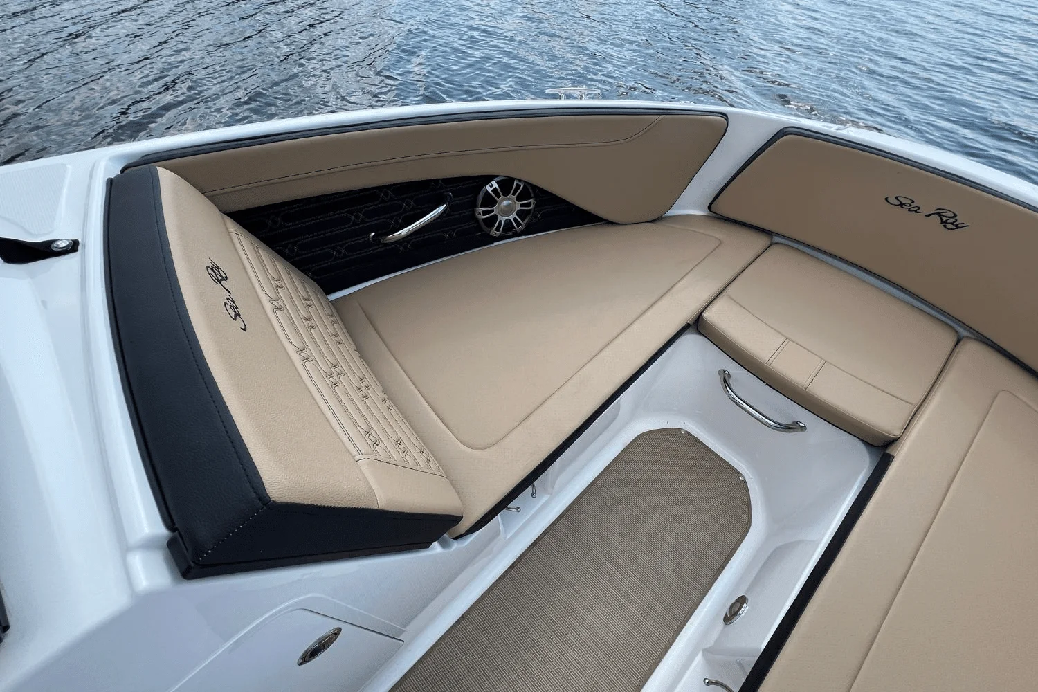 2025 Sea Ray SPX 190 Image Thumbnail #19