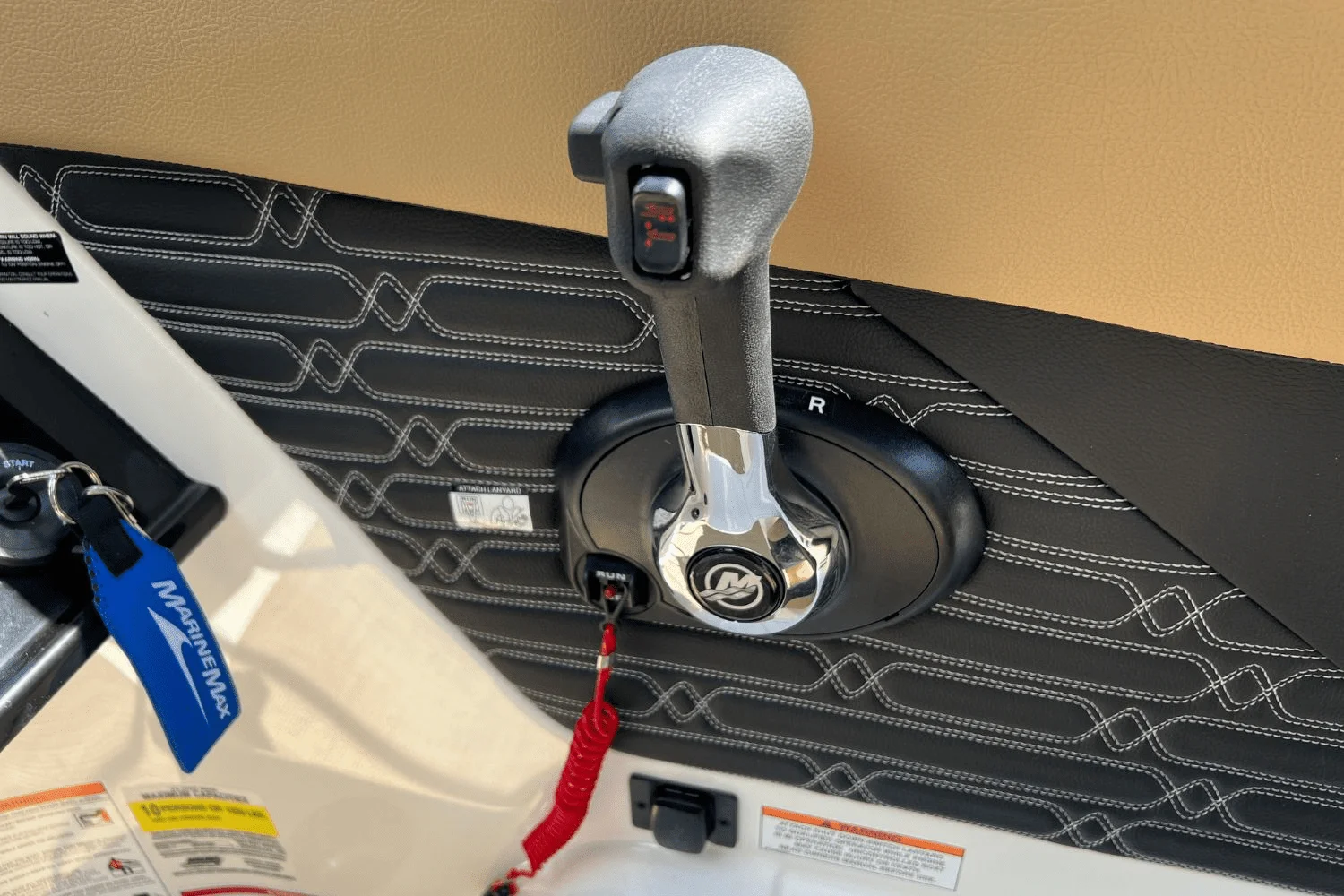 2025 Sea Ray SPX 190 Image Thumbnail #14