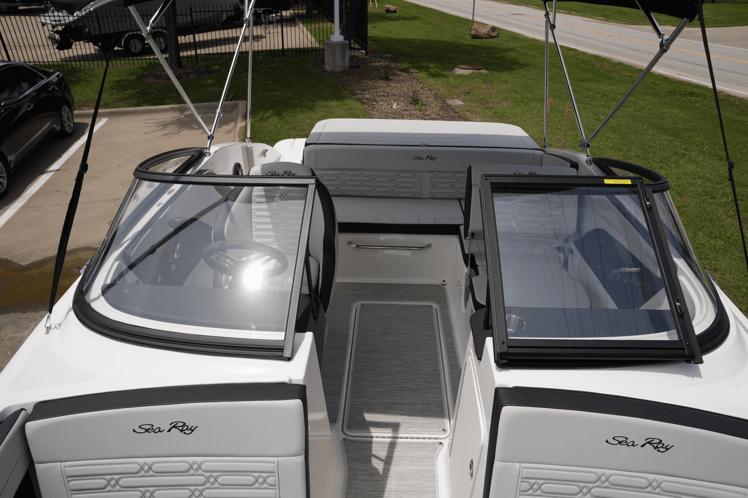 2025 Sea Ray SPX 190 Image Thumbnail #17