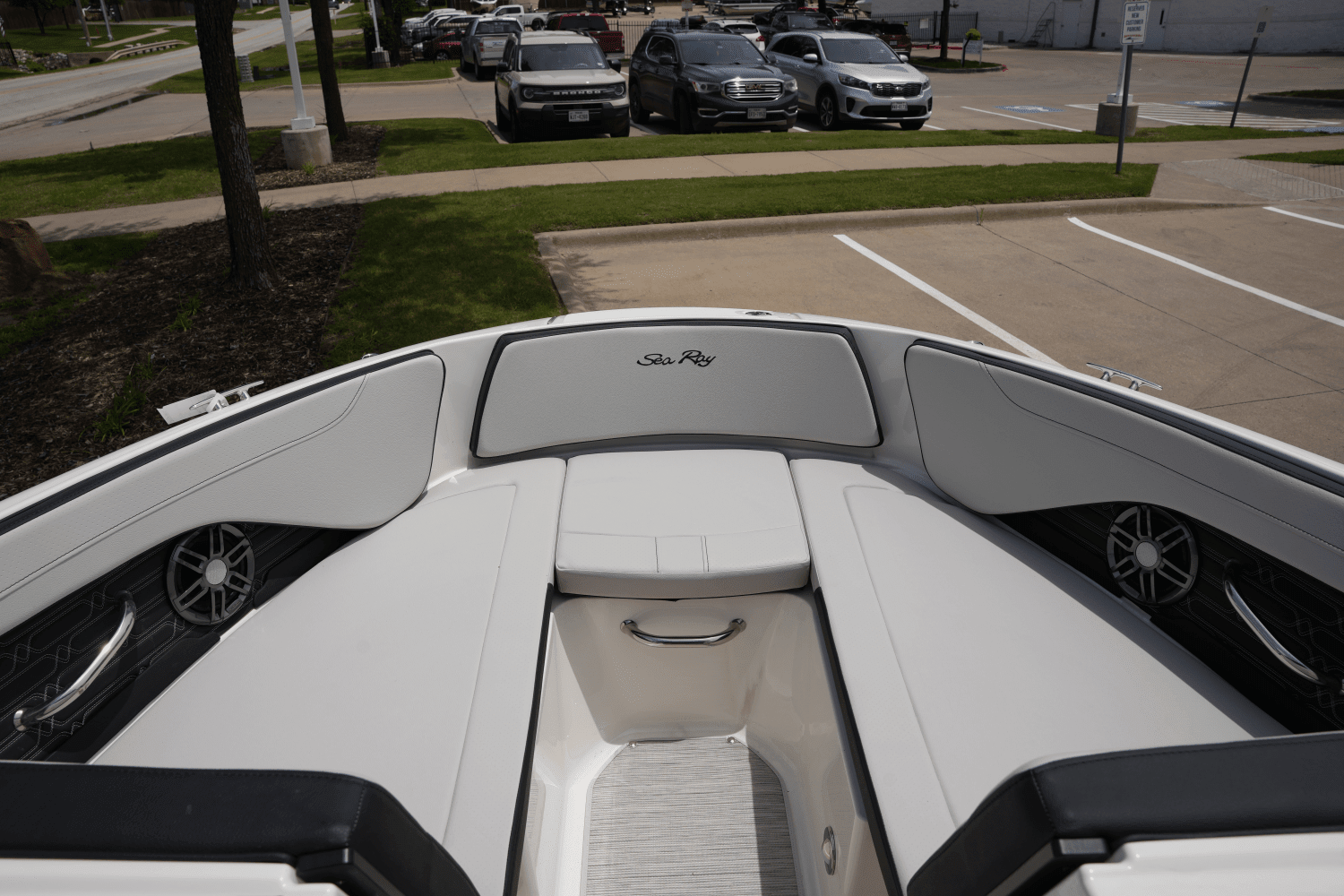 2025 Sea Ray SPX 190 Image Thumbnail #14