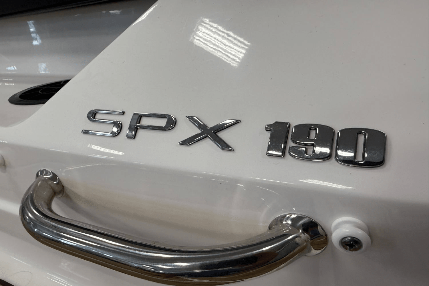 2025 Sea Ray SPX 190 Image Thumbnail #8