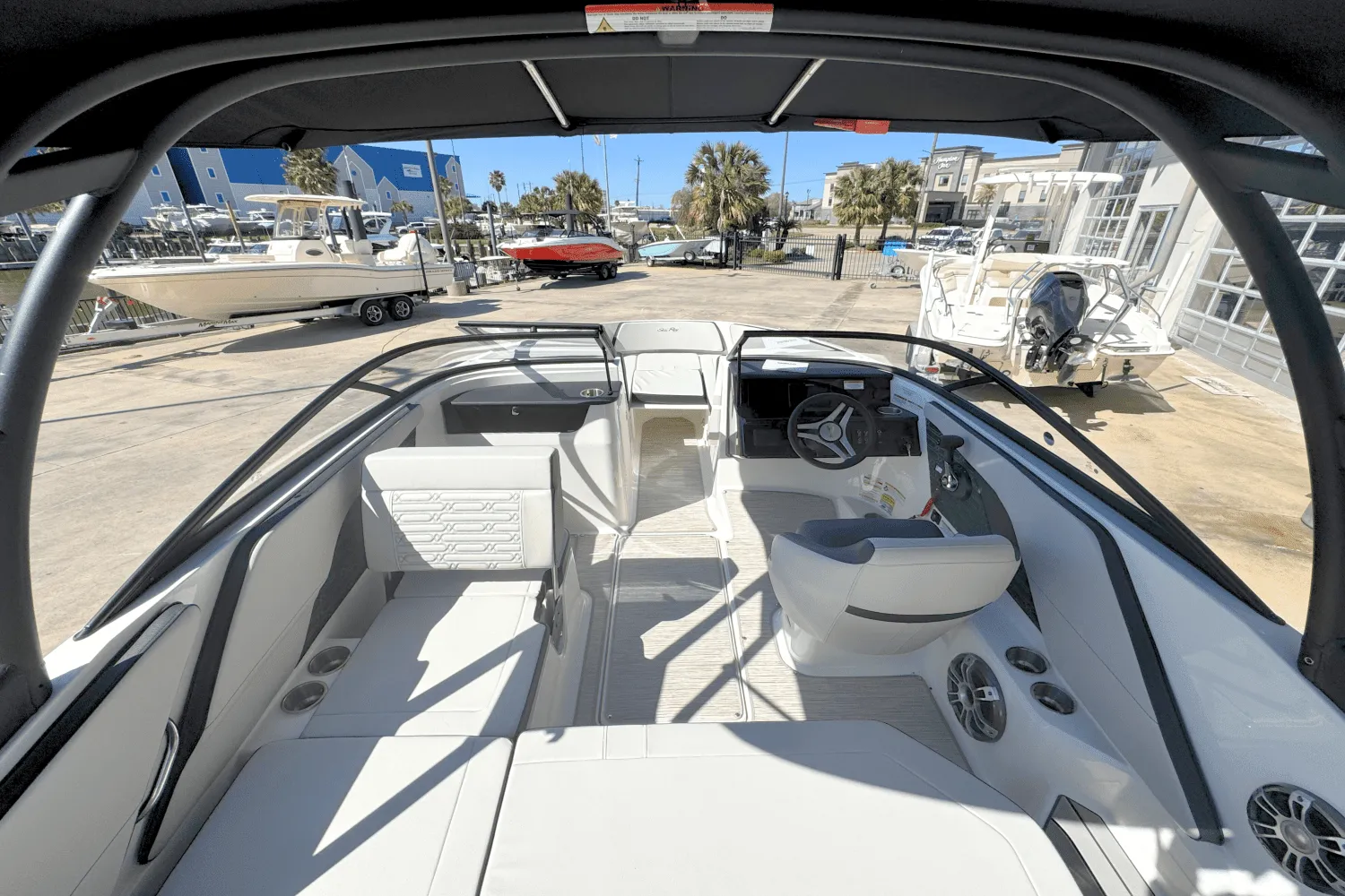 2025 Sea Ray SPX 190 Image Thumbnail #4