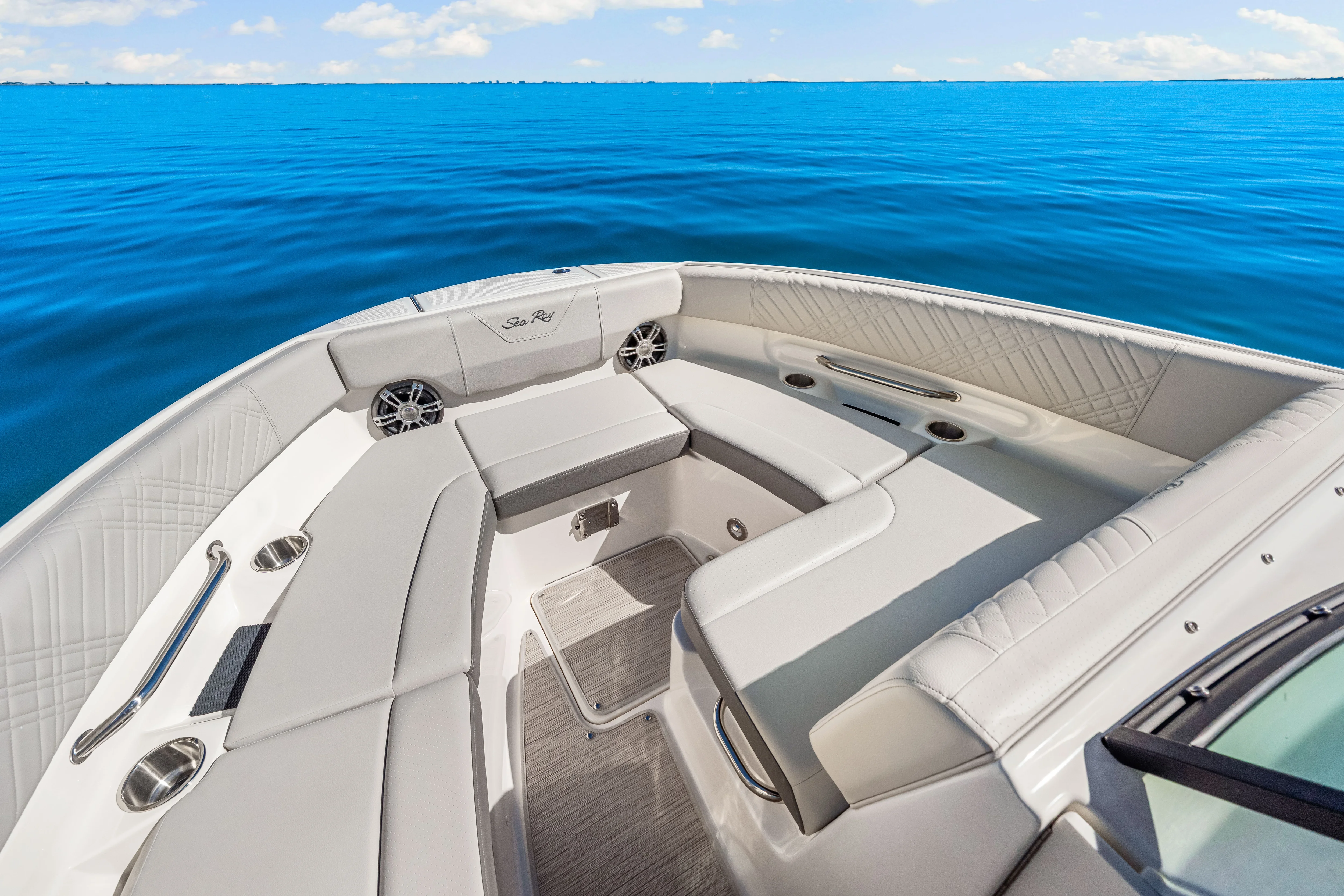 2025 Sea Ray SDX 250 Outboard Image Thumbnail #30