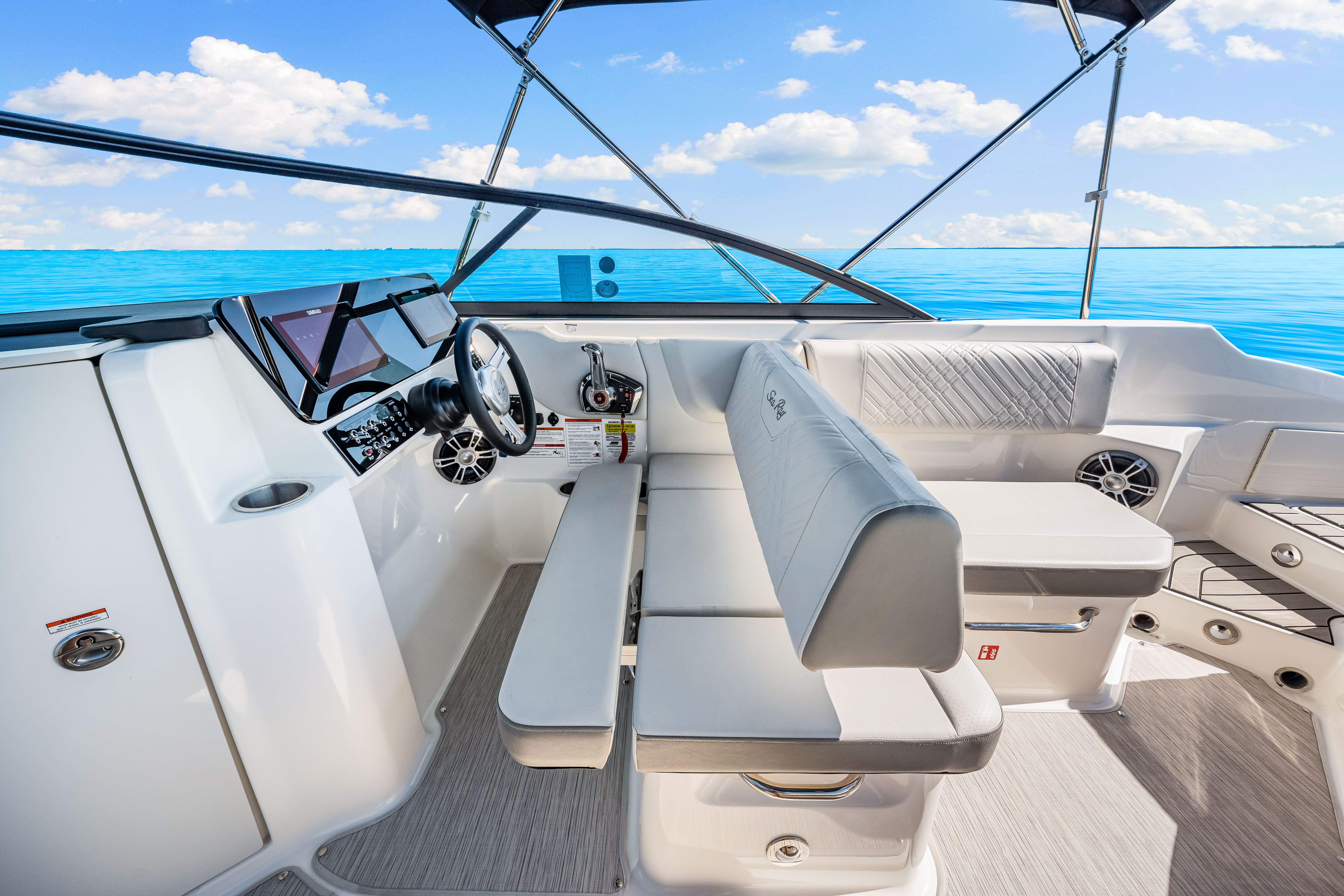 2025 Sea Ray SDX 250 Outboard Image Thumbnail #26