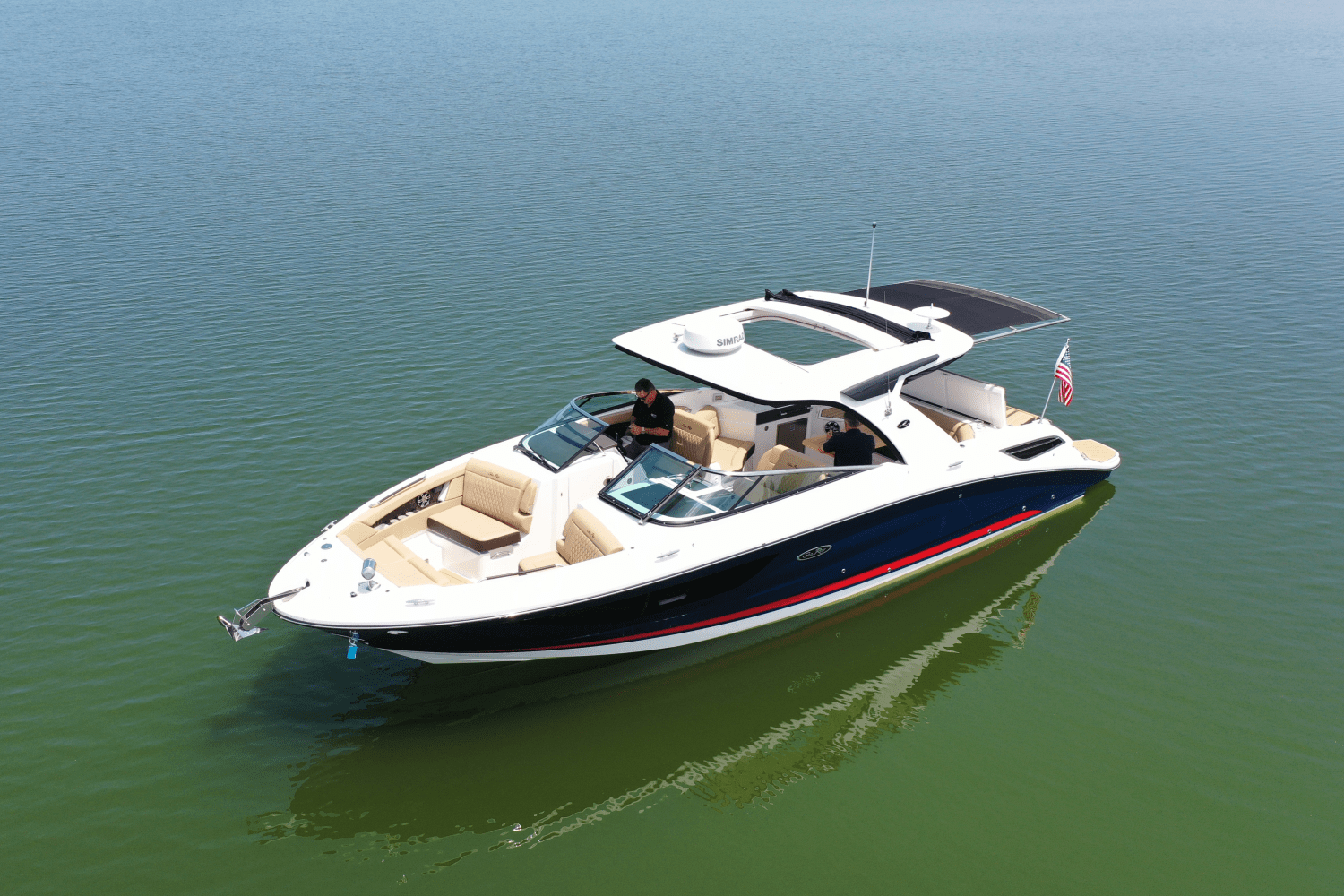 2025 Sea Ray SLX 350 Image Thumbnail #3