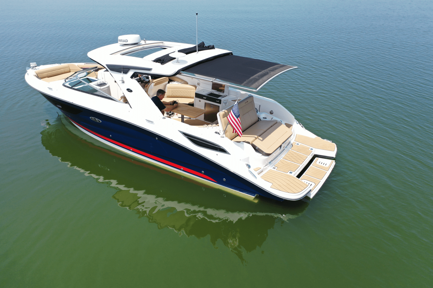 2025 Sea Ray SLX 350 Image Thumbnail #6