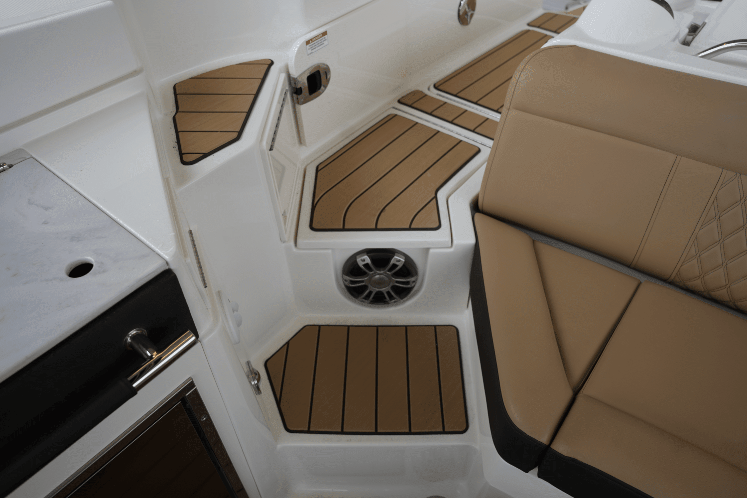 2025 Sea Ray SLX 350 Image Thumbnail #49