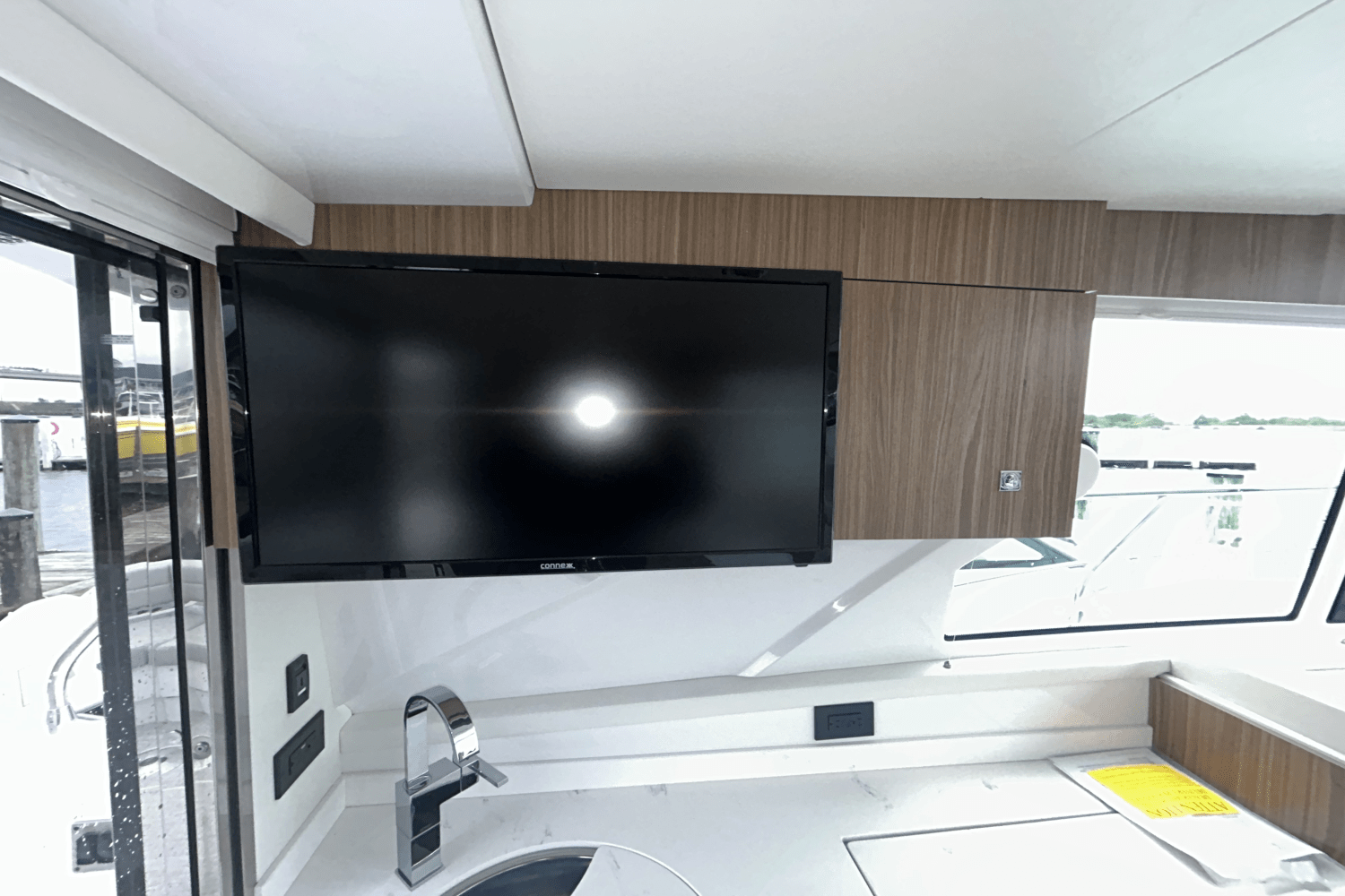 2025 Cruisers Yachts 42 Cantius Image Thumbnail #20