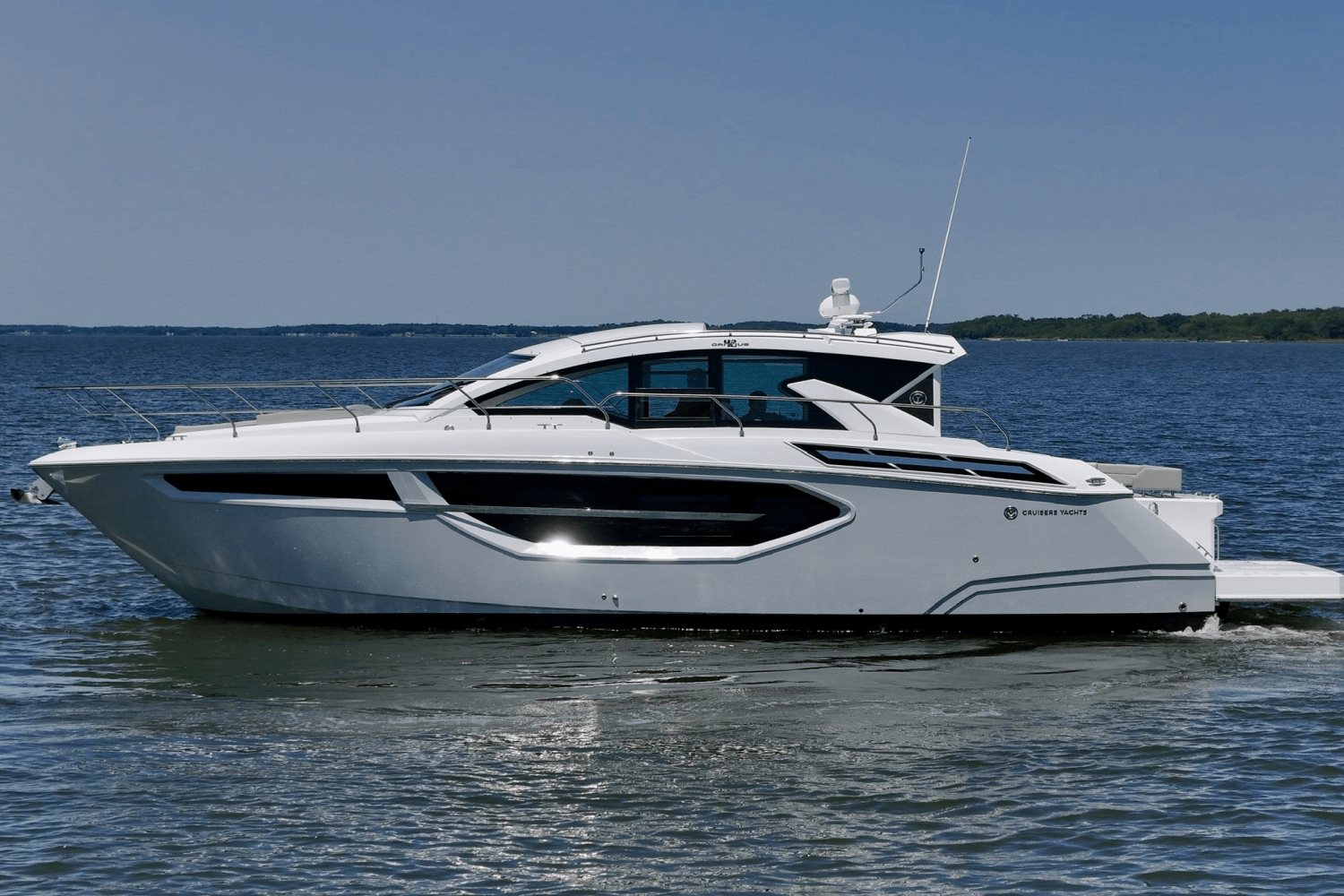 2025 Cruisers Yachts 42 Cantius Image Thumbnail #5
