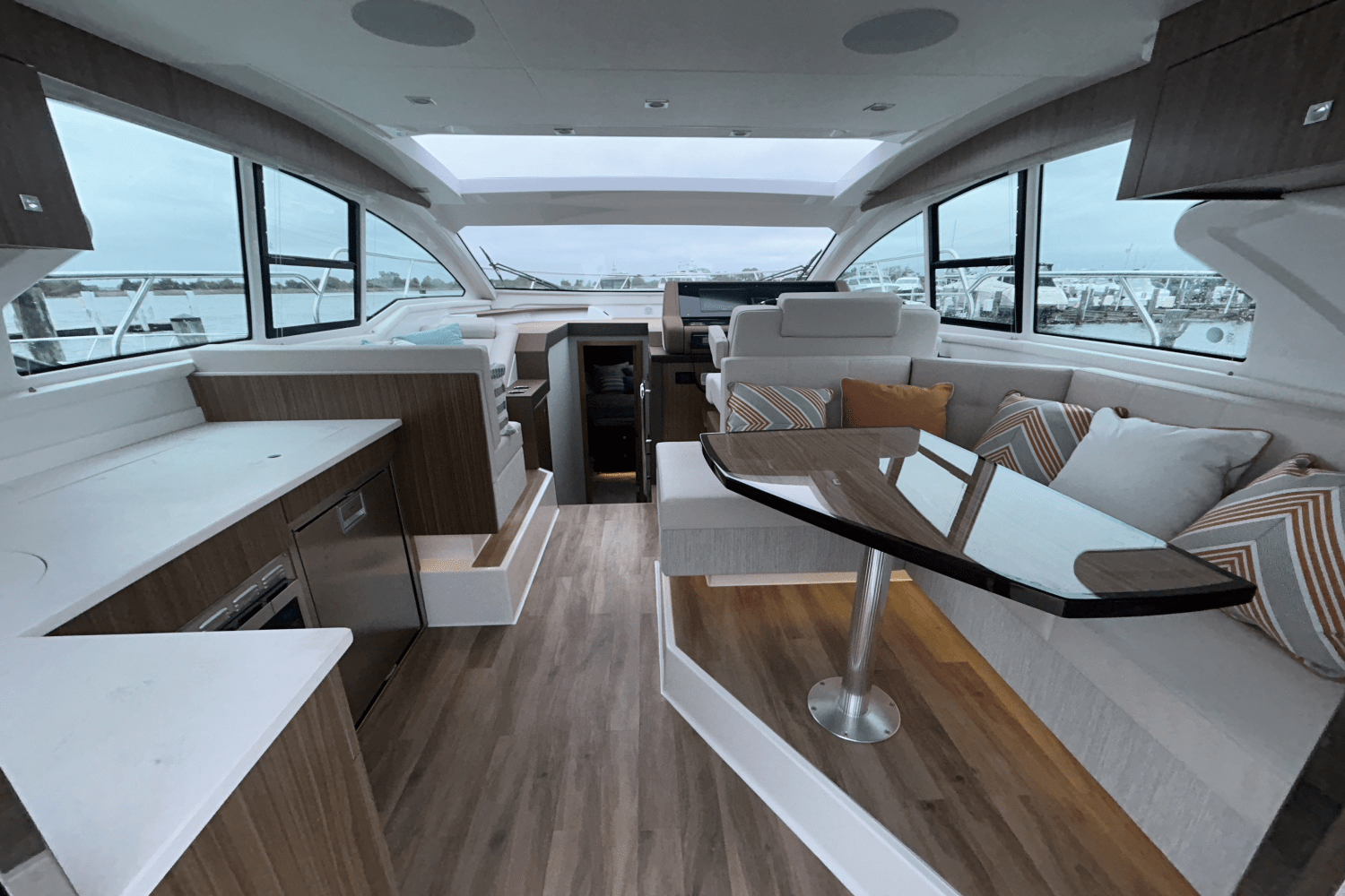 2025 Cruisers Yachts 42 Cantius Image Thumbnail #15