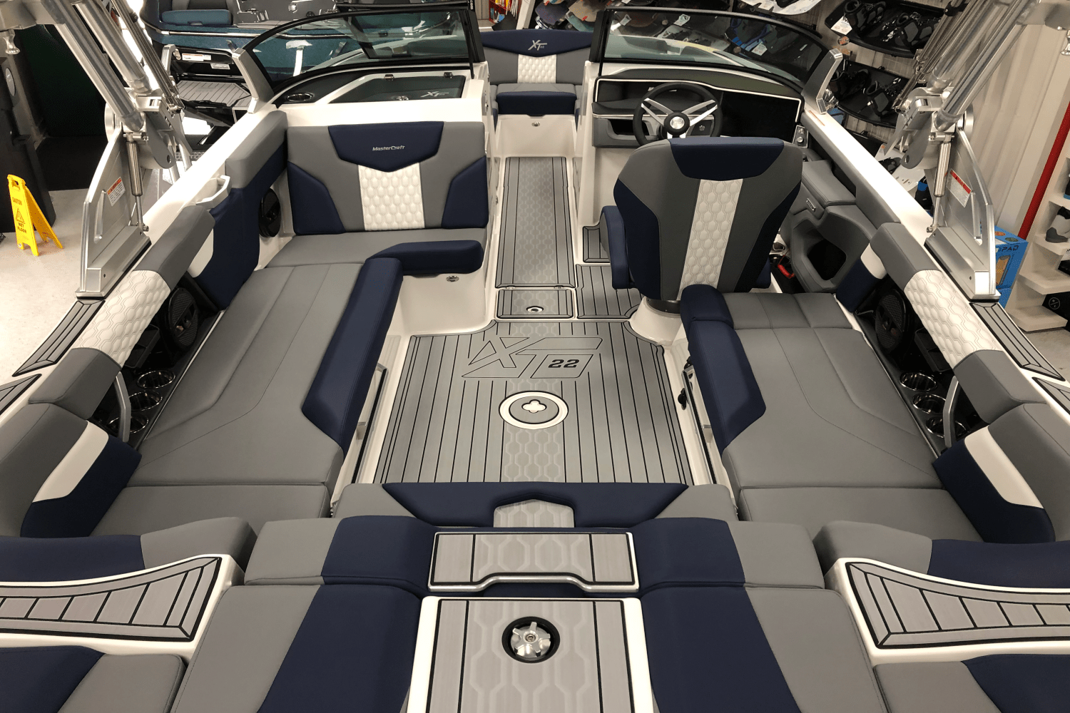 2025 Mastercraft XT22 Image Thumbnail #13