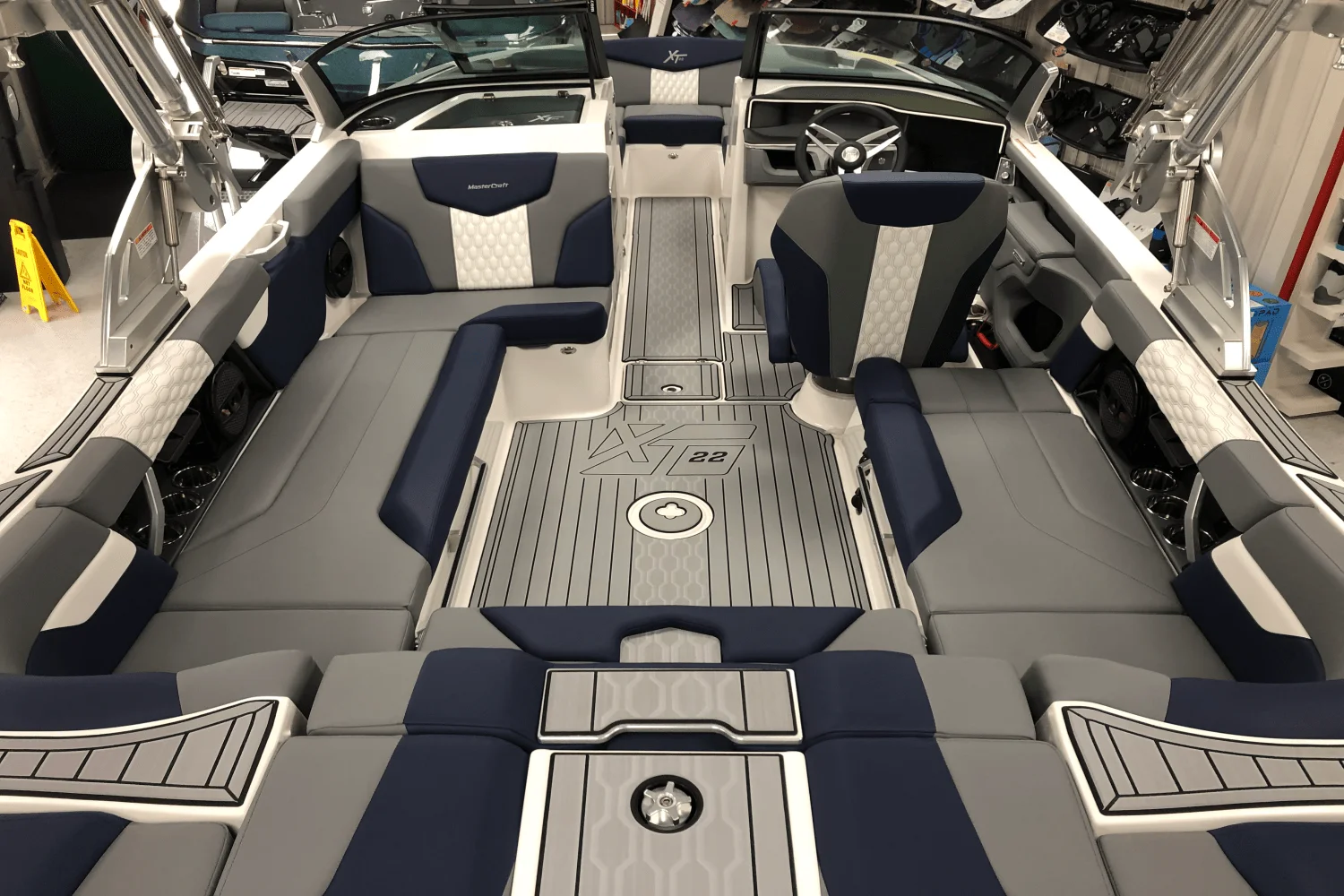 2025 Mastercraft XT22 Image Thumbnail #13