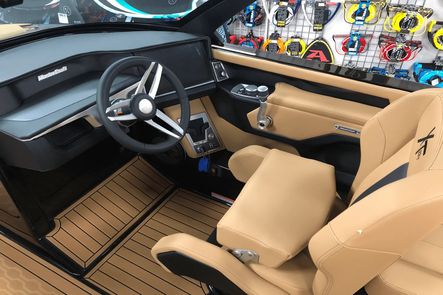 2025 Mastercraft XT22 T Image Thumbnail #18