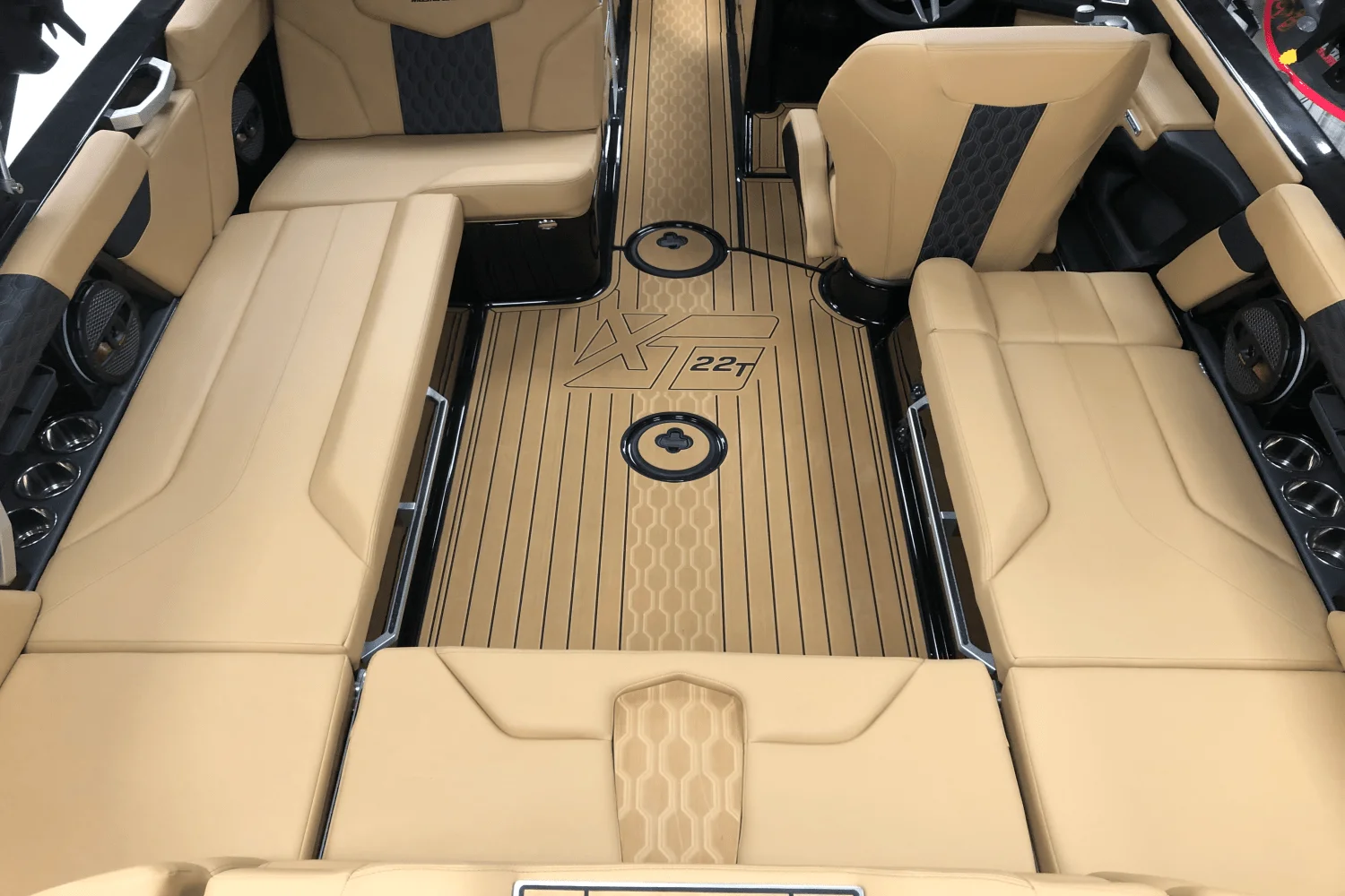 2025 Mastercraft XT22 T Image Thumbnail #12