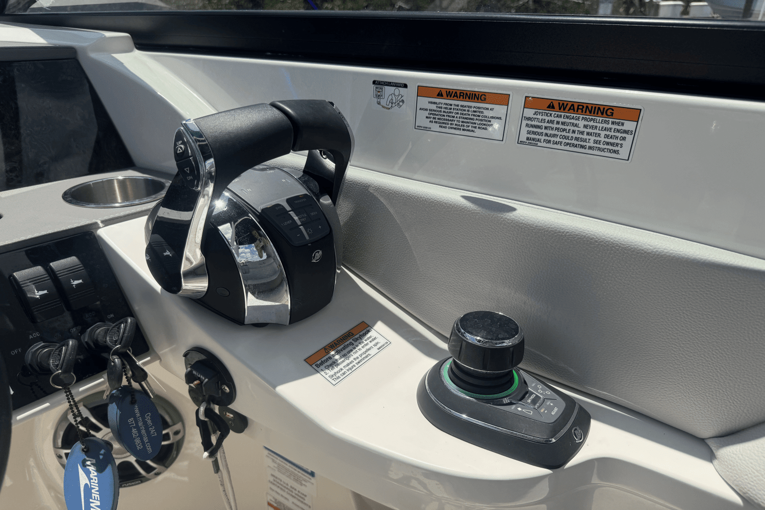 2020 Sea Ray SDX 290 Outboard Image Thumbnail #27