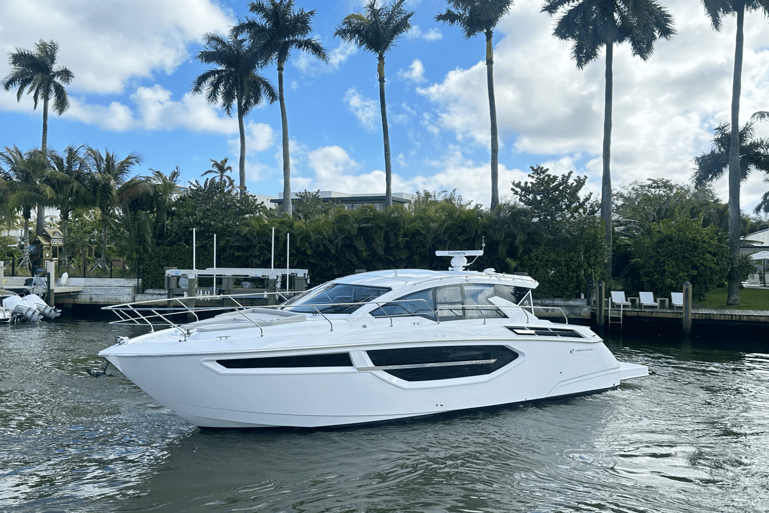 2025 Cruisers Yachts 42 Cantius Image Thumbnail #3