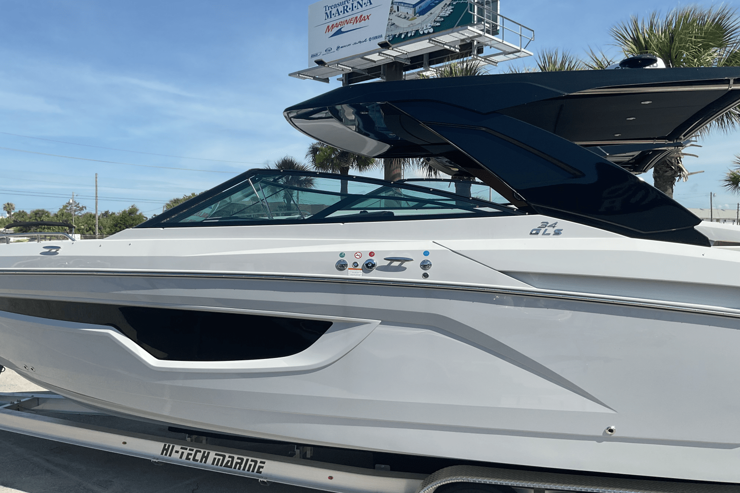 Thumbnail 2 for 2025 Cruisers Yachts 34 GLS Outboard