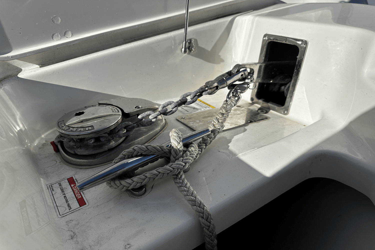 2022 Boston Whaler 240 VANTAGE Image Thumbnail #29
