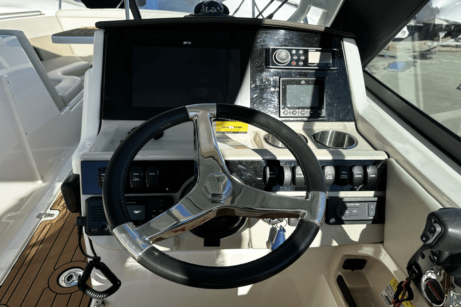 2022 Boston Whaler 240 VANTAGE Image Thumbnail #21