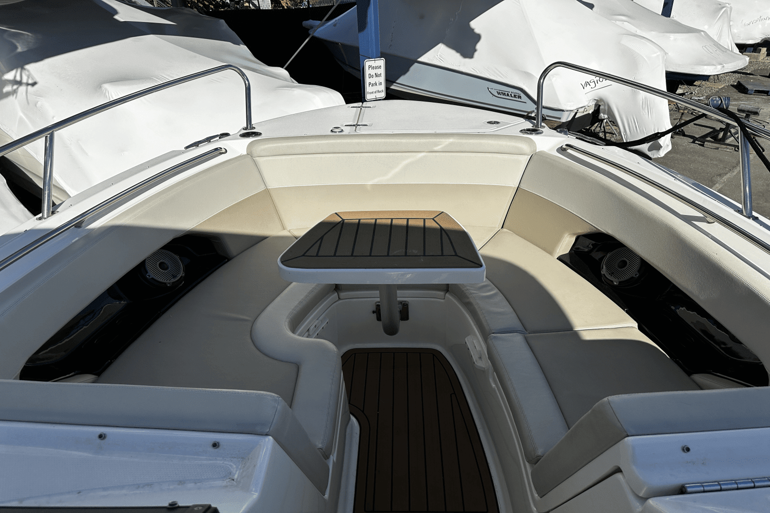 2022 Boston Whaler 240 VANTAGE Image Thumbnail #25