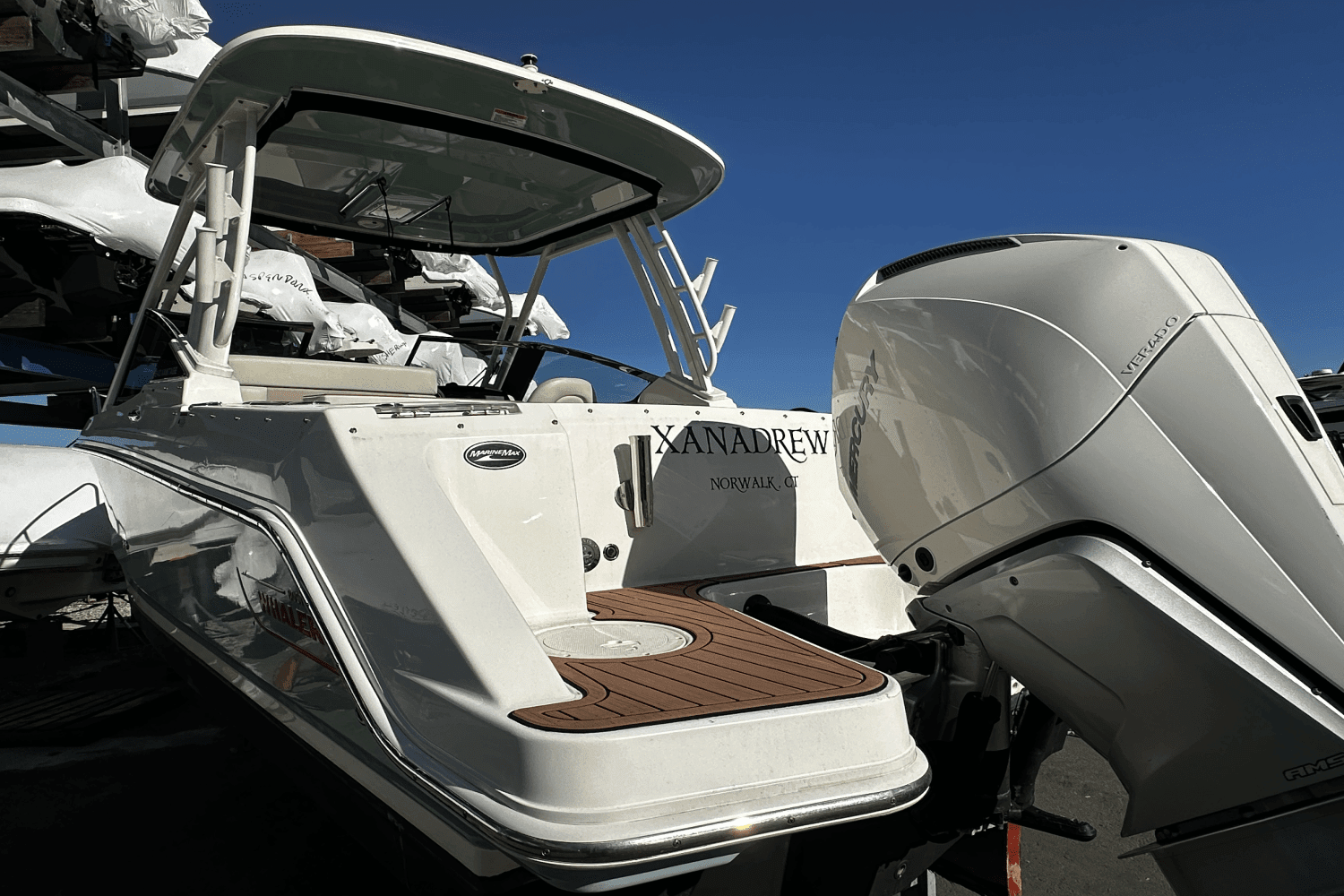 2022 Boston Whaler 240 VANTAGE Image Thumbnail #5