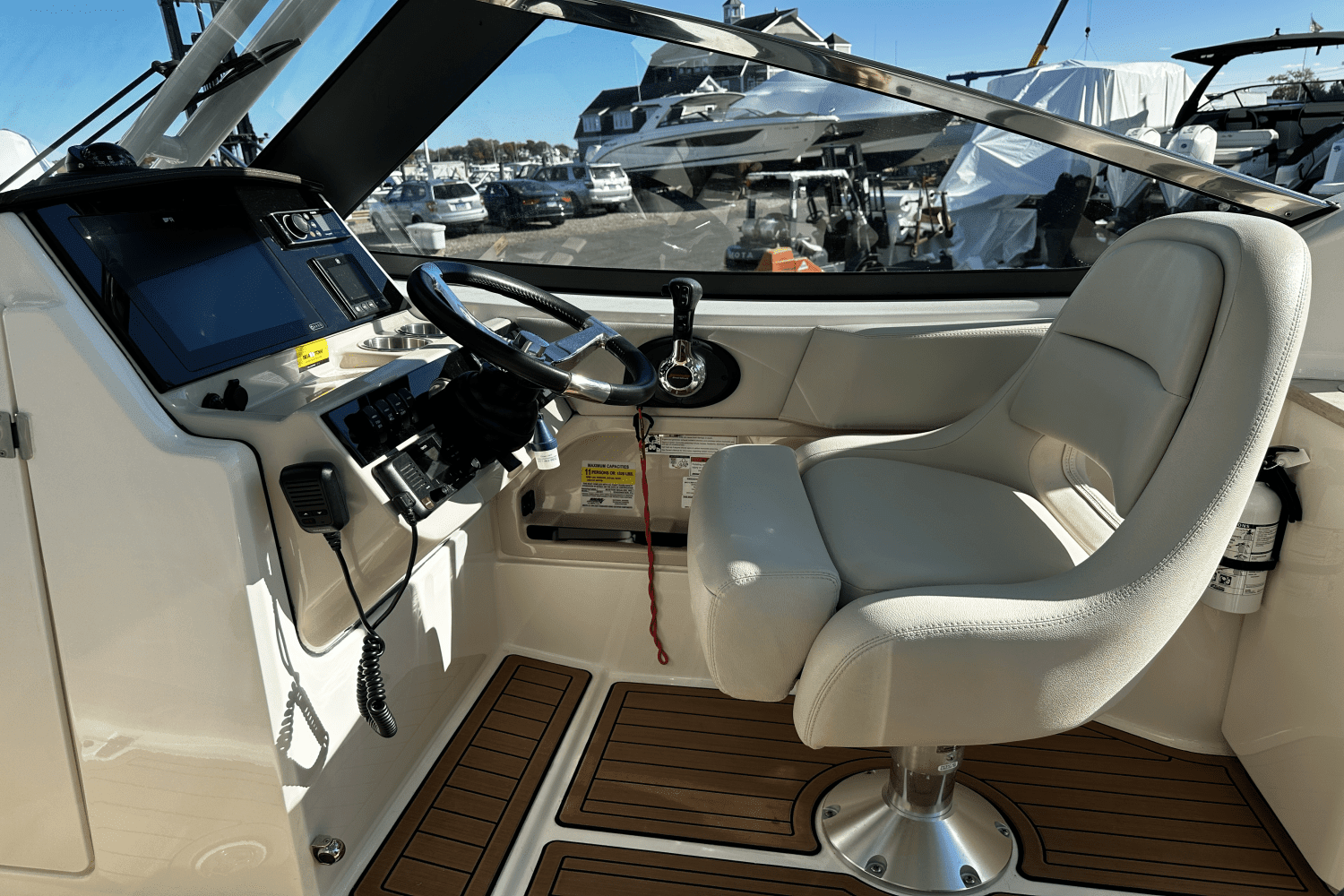 2022 Boston Whaler 240 VANTAGE Image Thumbnail #18