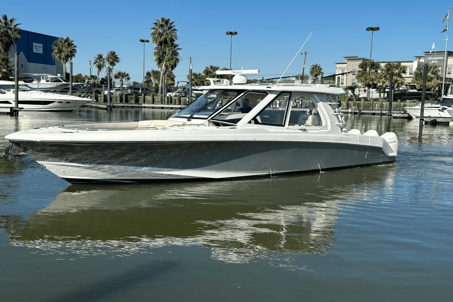 2022 Boston Whaler 380 REALM Image Thumbnail #14