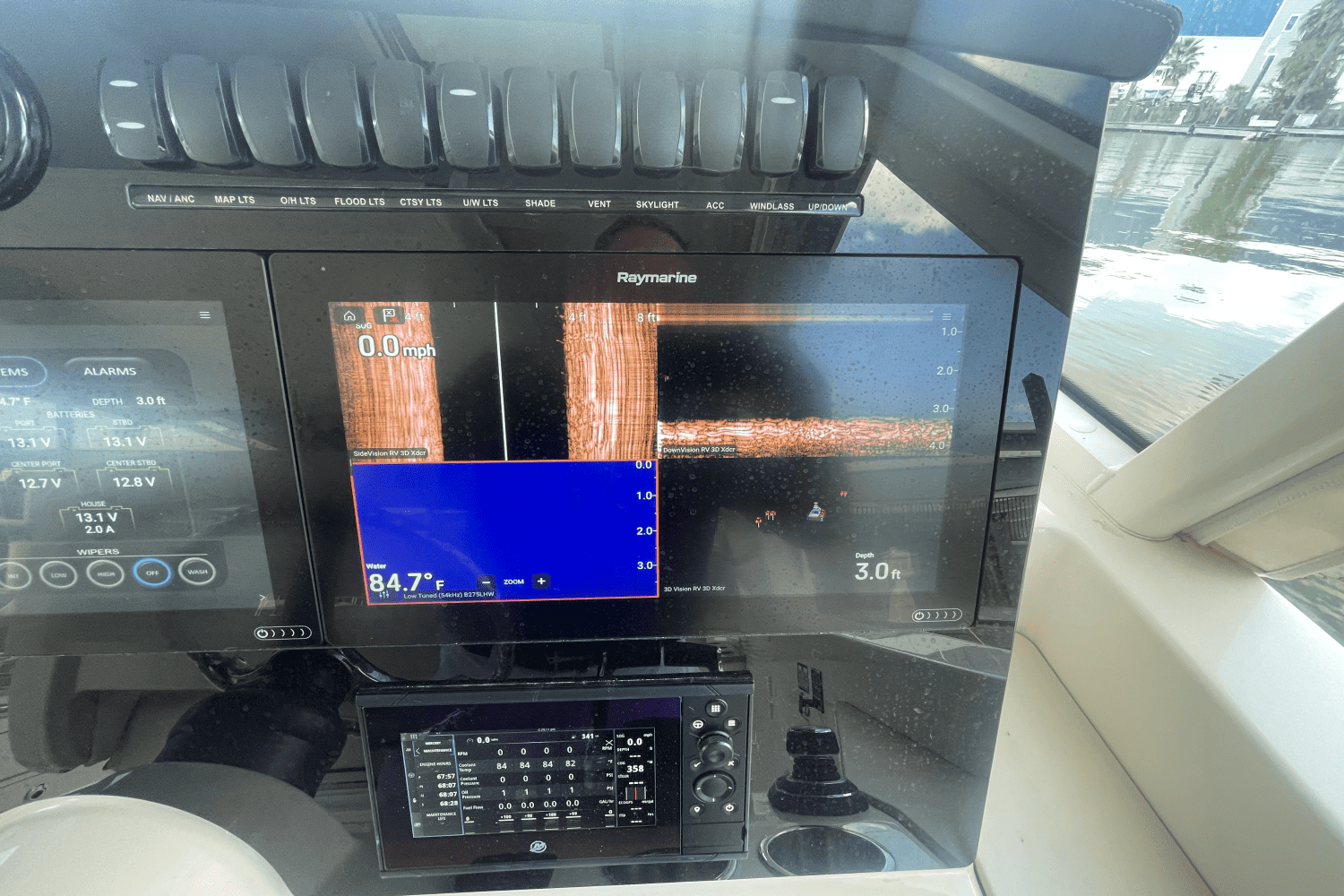 2022 Boston Whaler 380 REALM Image Thumbnail #33