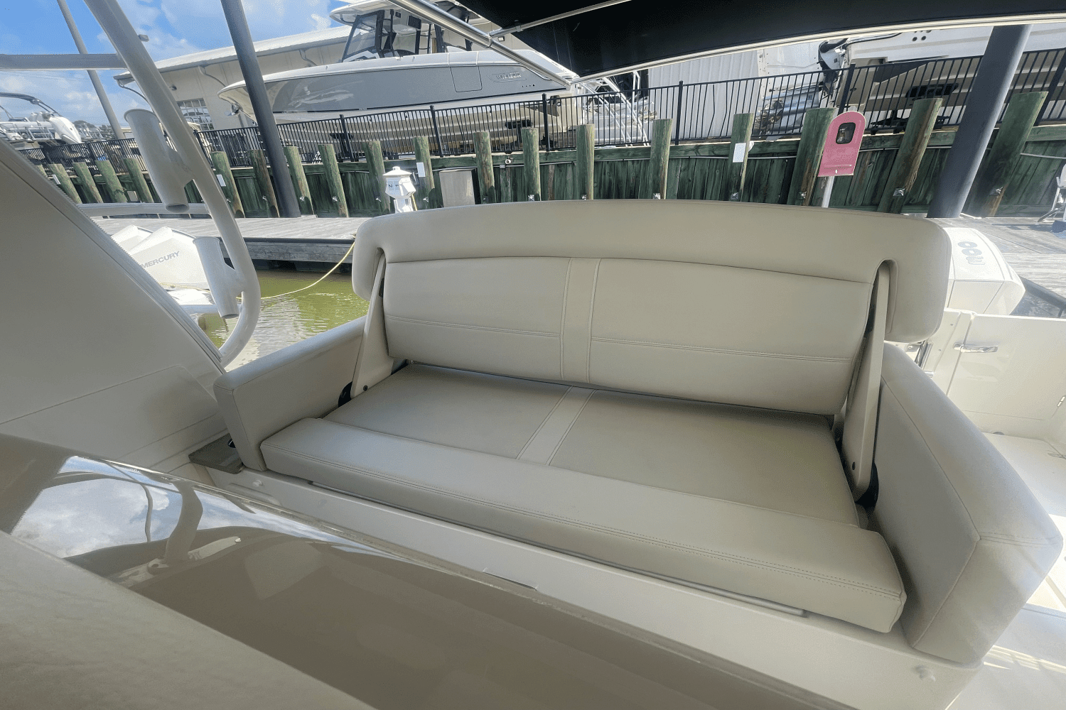 2022 Boston Whaler 380 REALM Image Thumbnail #23