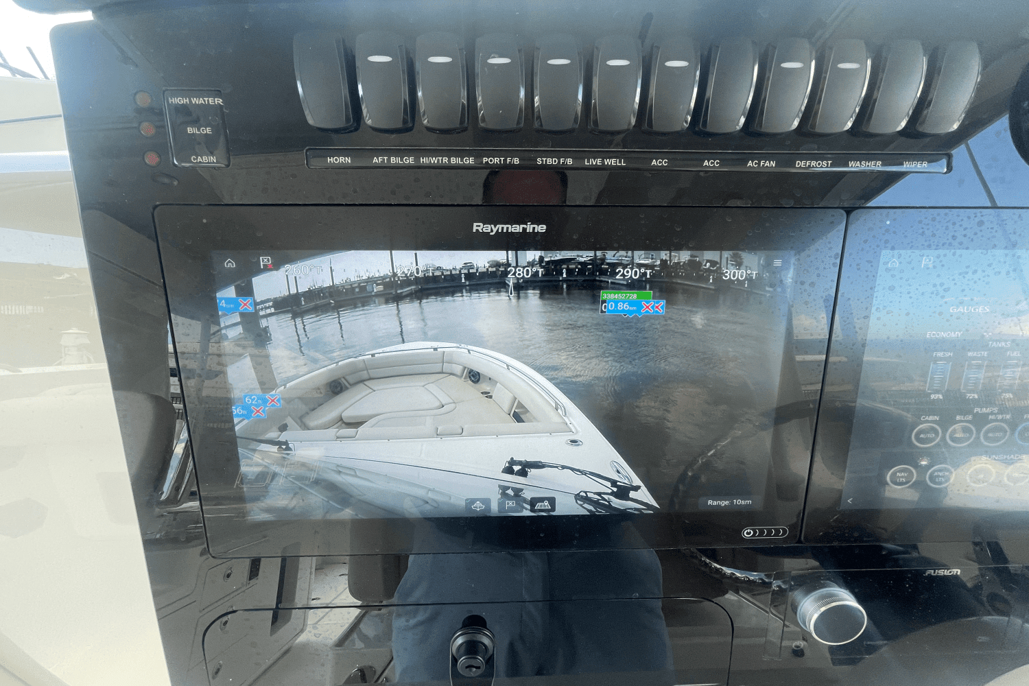 2022 Boston Whaler 380 REALM Image Thumbnail #34