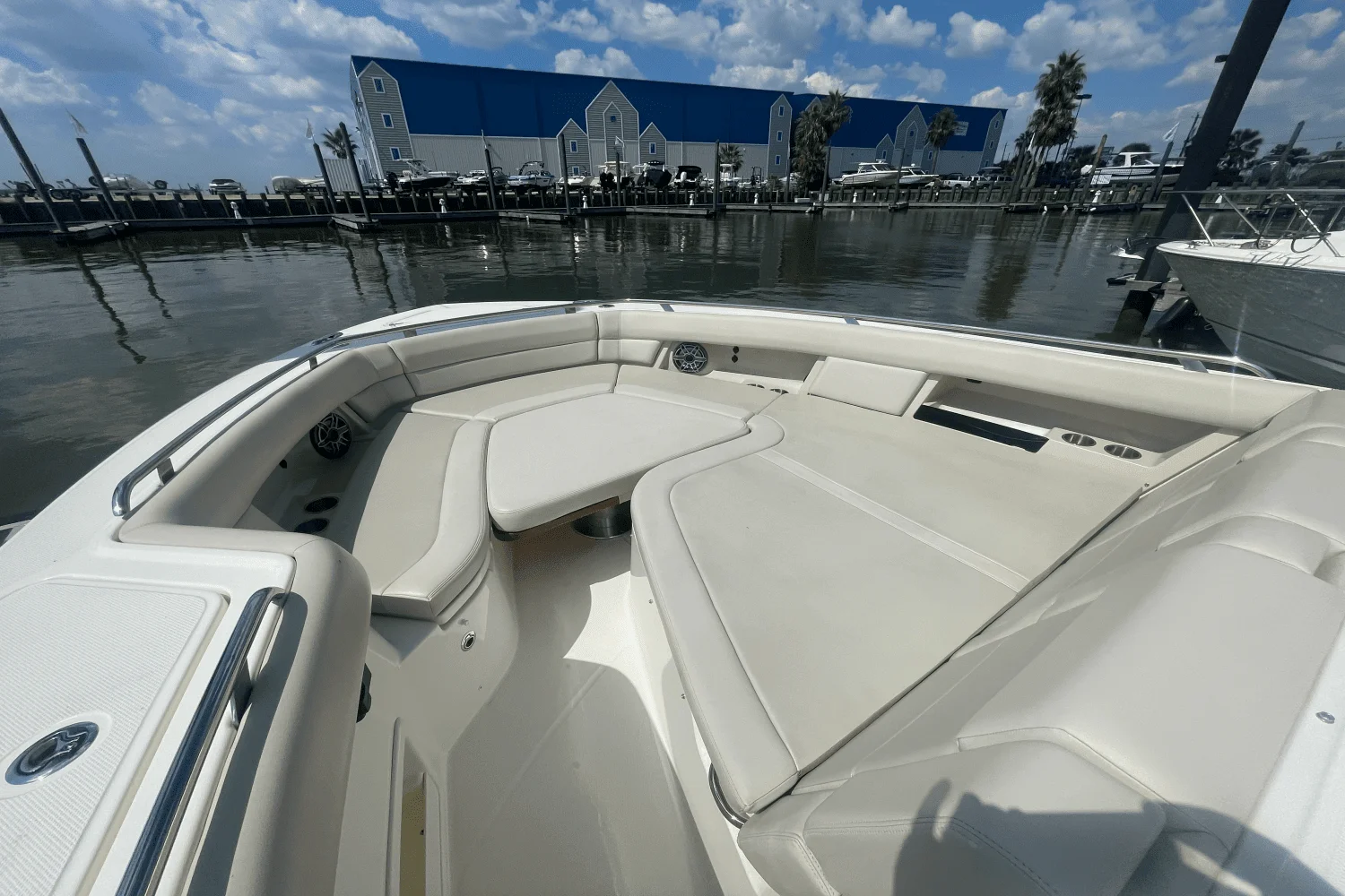 2022 Boston Whaler 380 REALM Image Thumbnail #43