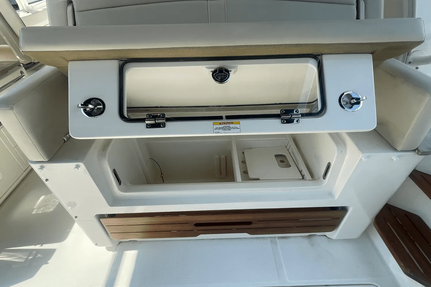 2022 Boston Whaler 380 REALM Image Thumbnail #21