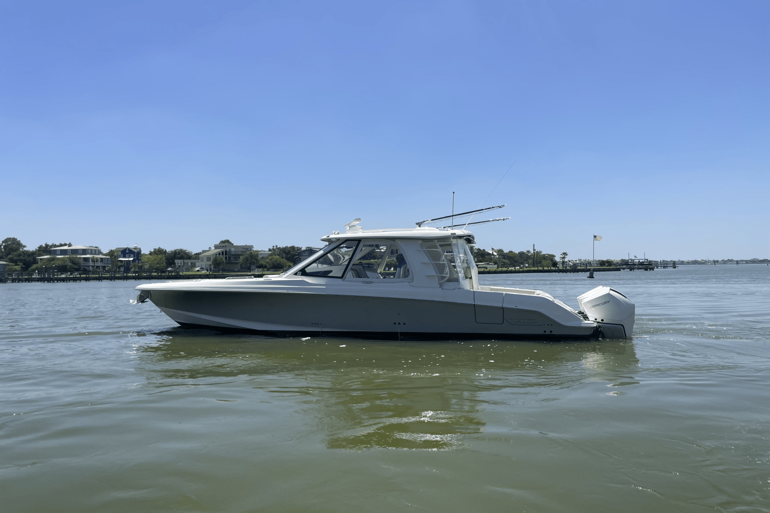 2022 Boston Whaler 380EX REALM Image Thumbnail #9