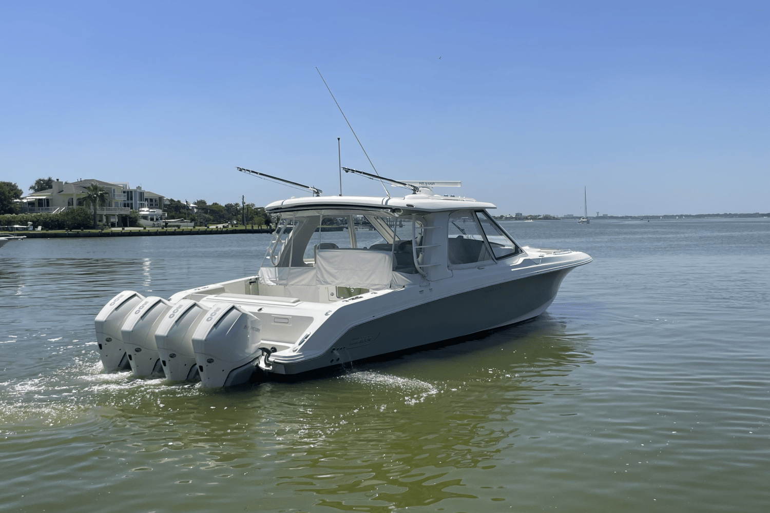 2022 Boston Whaler 380EX REALM Image Thumbnail #5