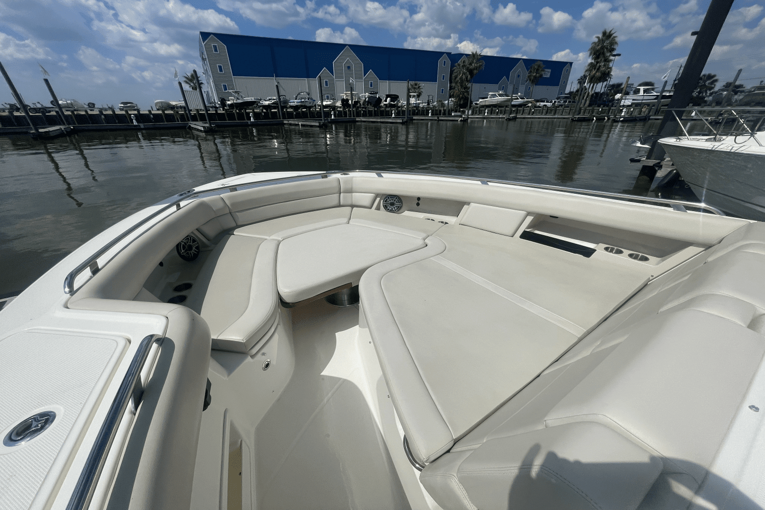 2022 Boston Whaler 380EX REALM Image Thumbnail #33