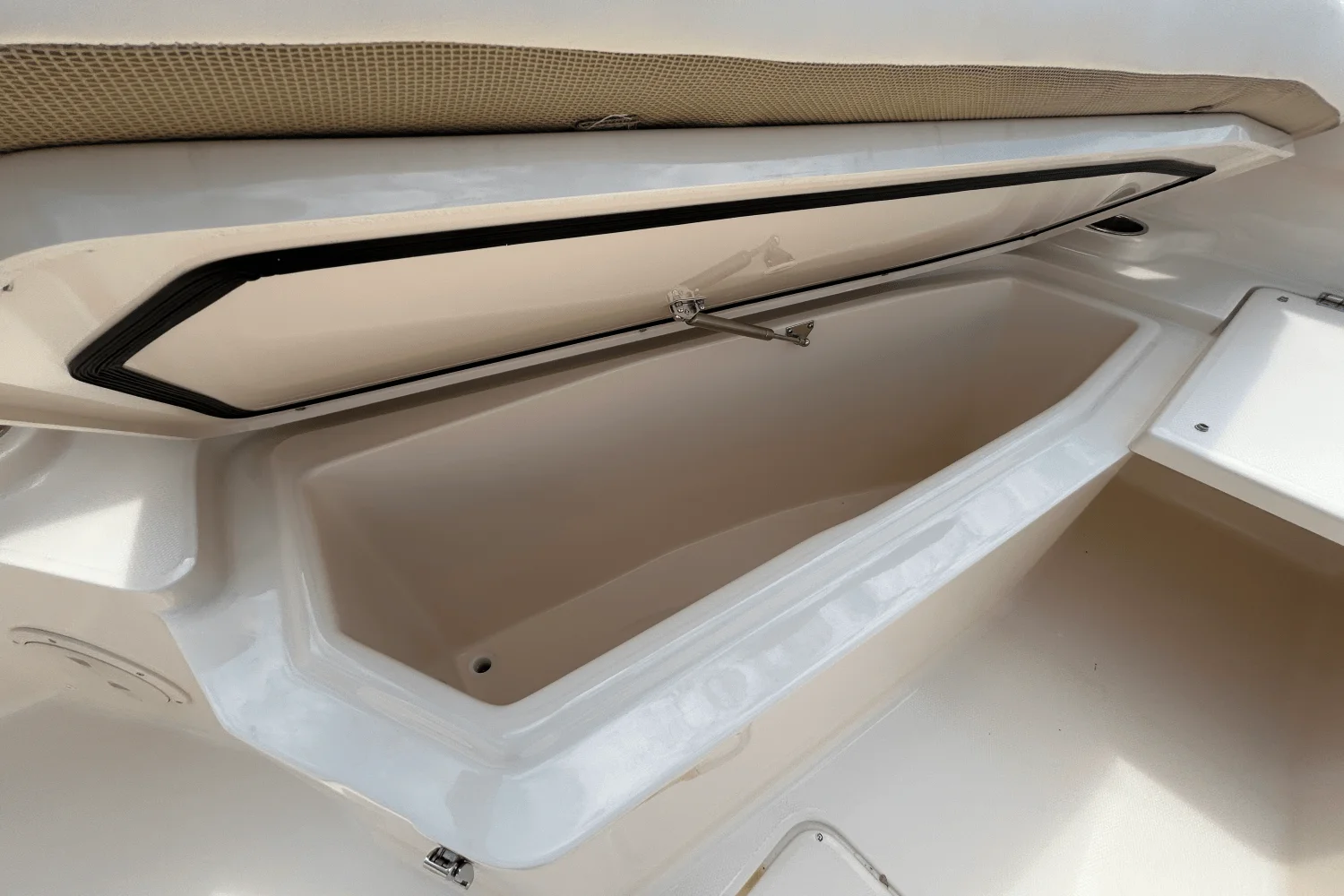 2026 Grady-White Canyon 306 Image Thumbnail #26