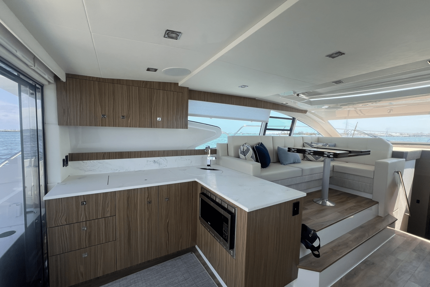 2025 Cruisers Yachts 46 Cantius Image Thumbnail #24