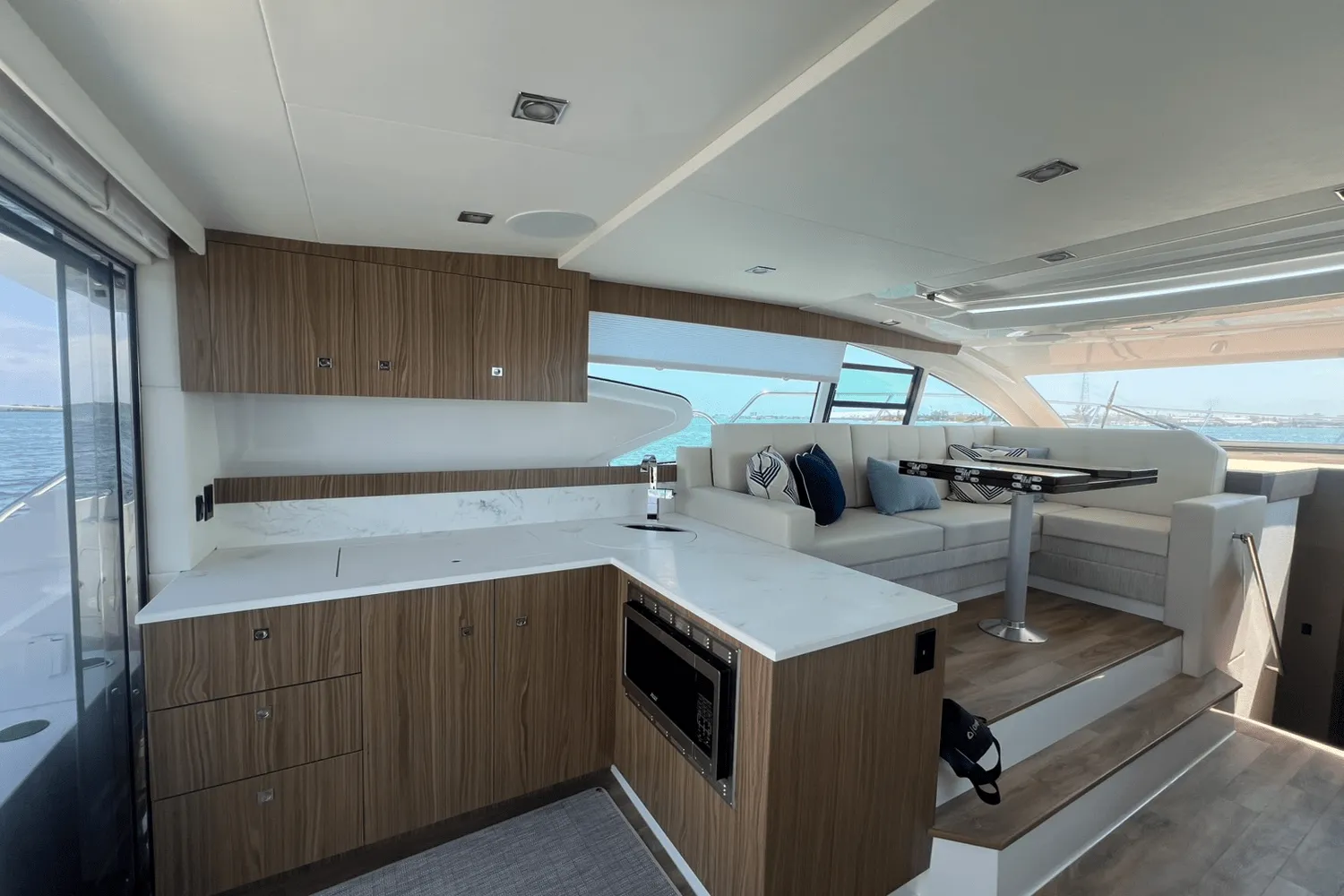 2025 Cruisers Yachts 46 Cantius Image Thumbnail #24