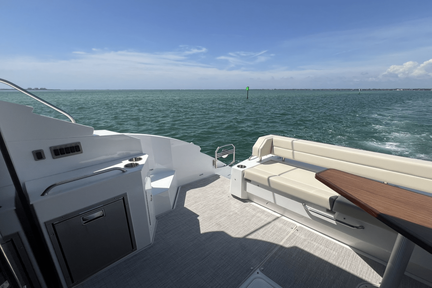 2025 Cruisers Yachts 46 Cantius Image Thumbnail #14